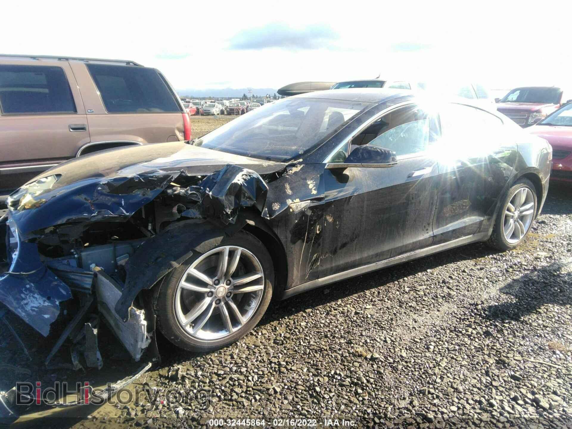 2015 TESLA MODEL S - VIN: 5YJSA1S21FF082728 - Photo 2