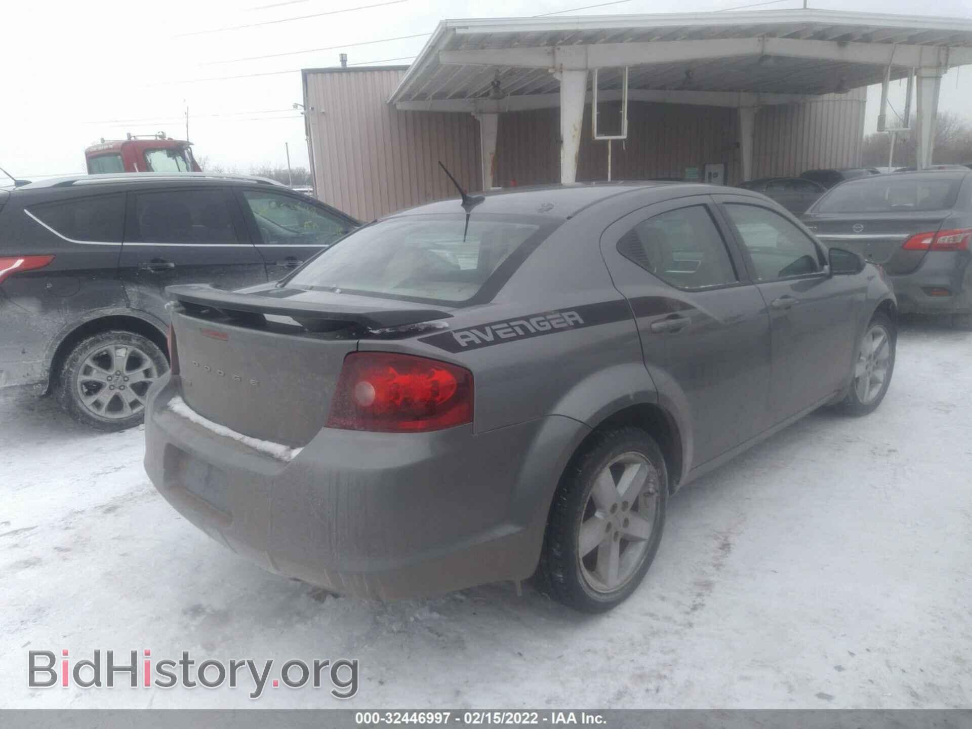 2011 DODGE AVENGER - VIN: 1B3BD2FB8BN620636 - Фото 4