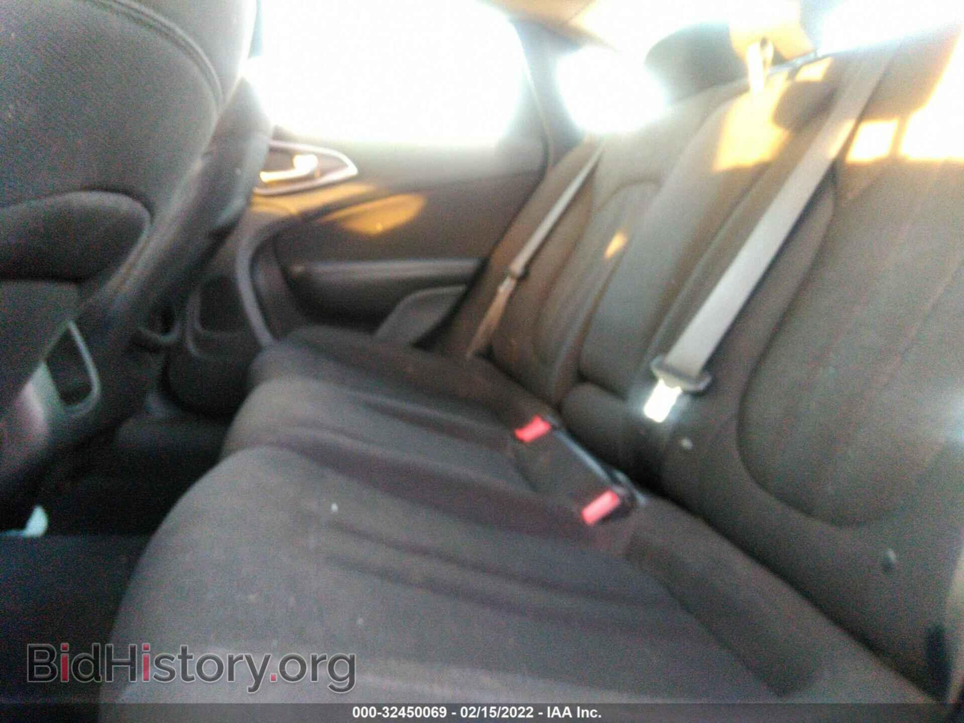 2015 CHRYSLER 200 - VIN: 1C3CCCAB5FN708444 - Фото 8
