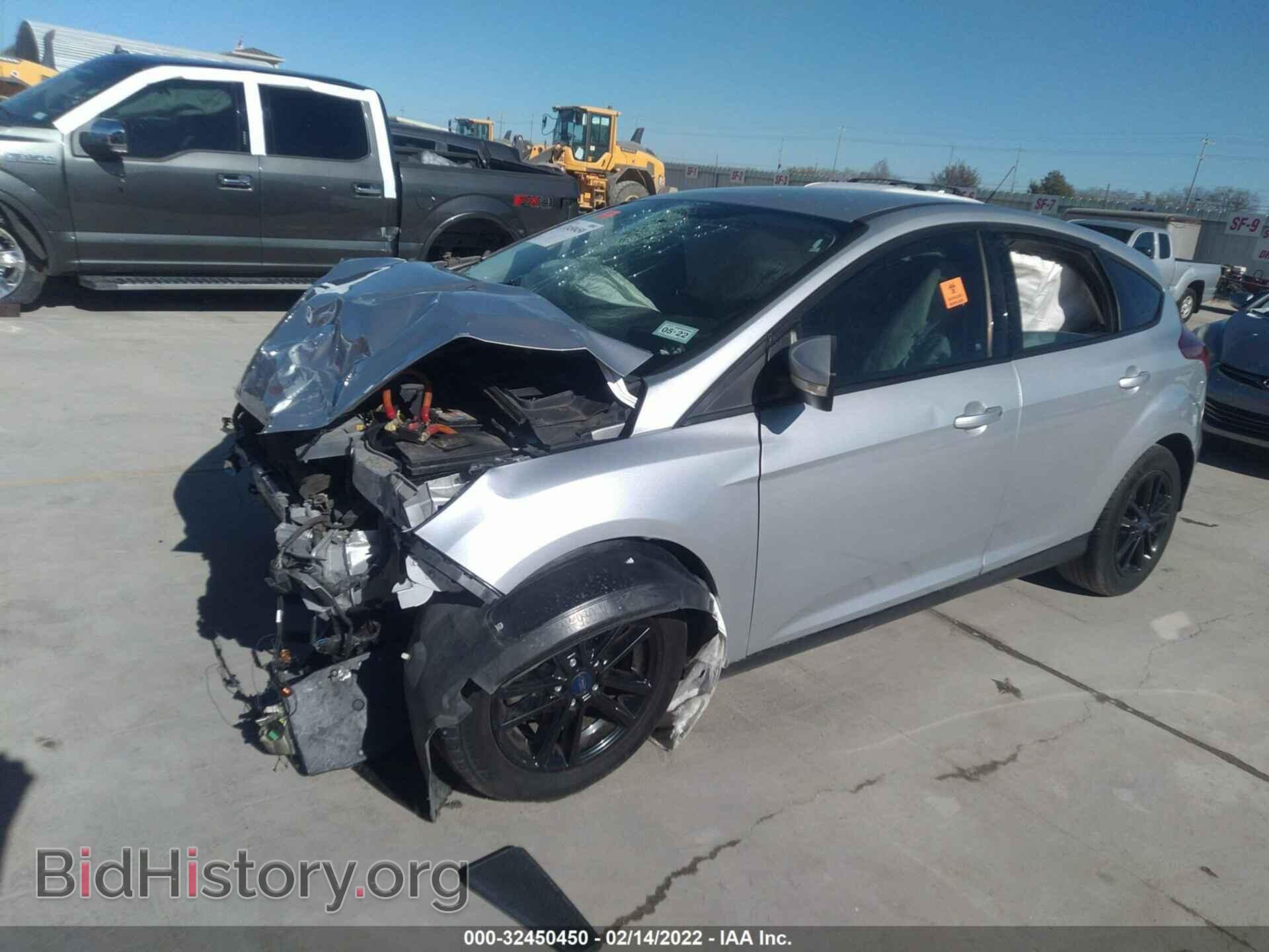 2016 FORD FOCUS - VIN: 1FADP3K22GL252375 - Фото 2