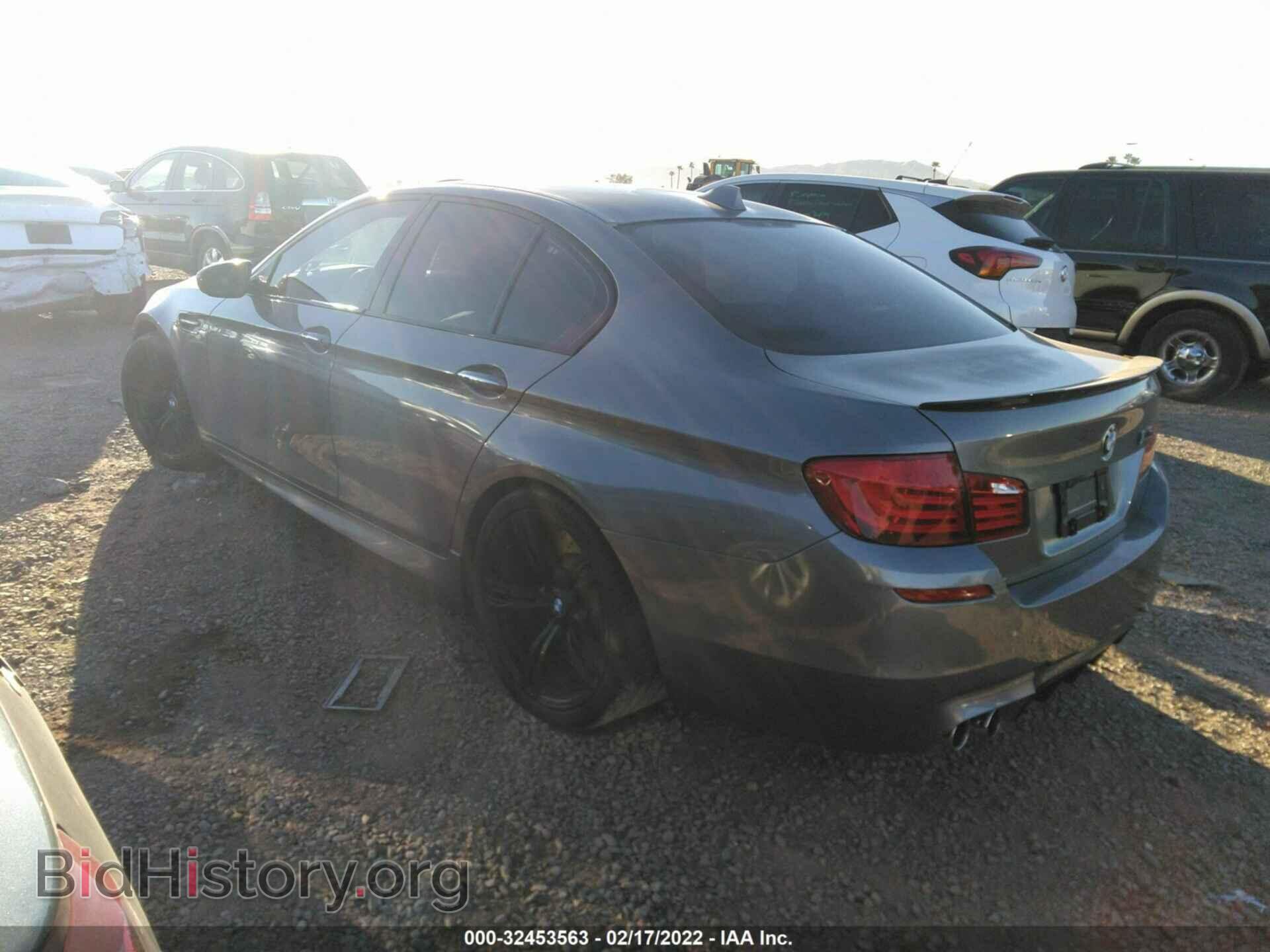 2013 BMW M5 - VIN: WBSFV9C53DC773906 - Фото 3