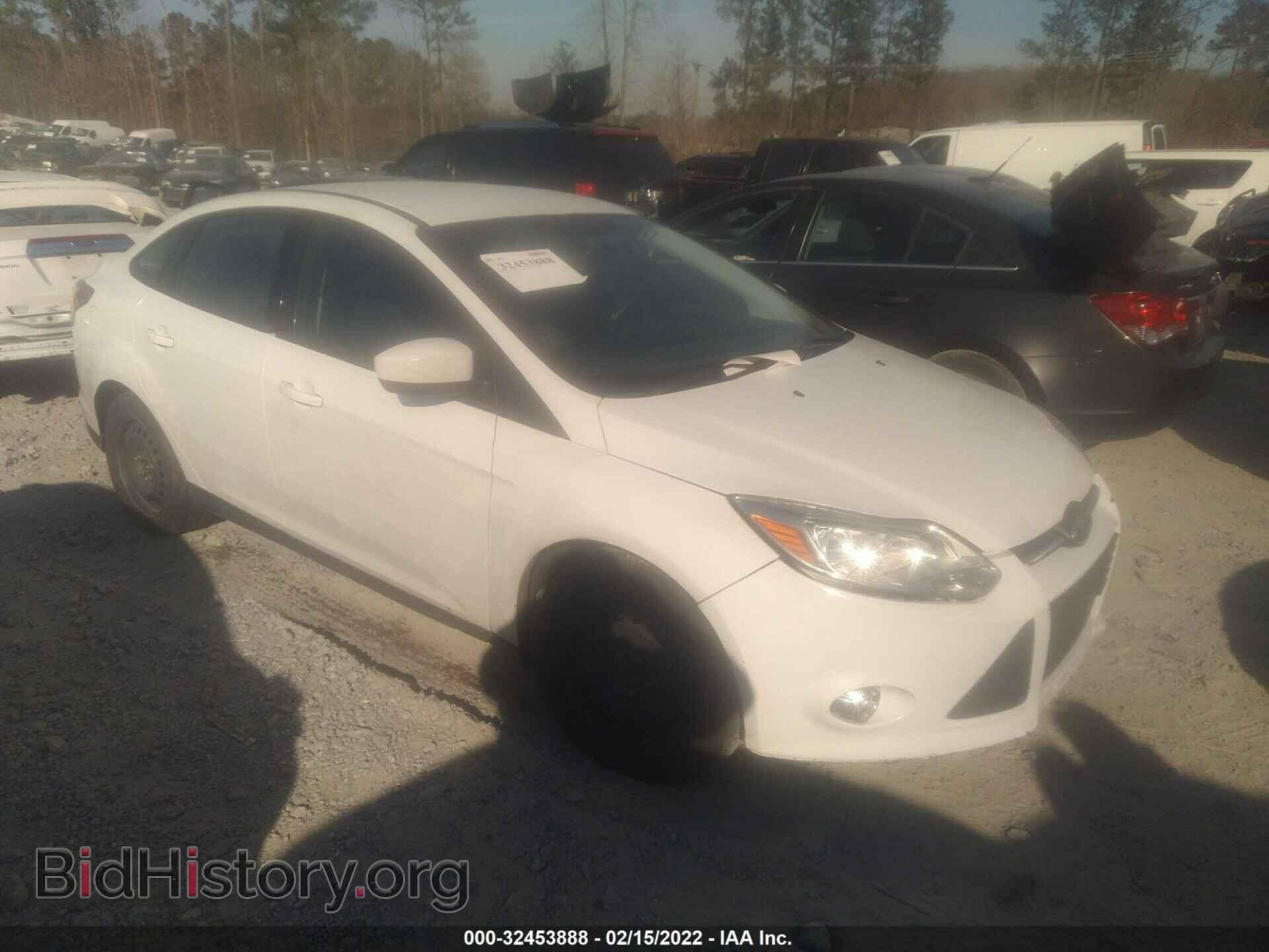 Фотография 1FAHP3F22CL122750 - FORD FOCUS 2012