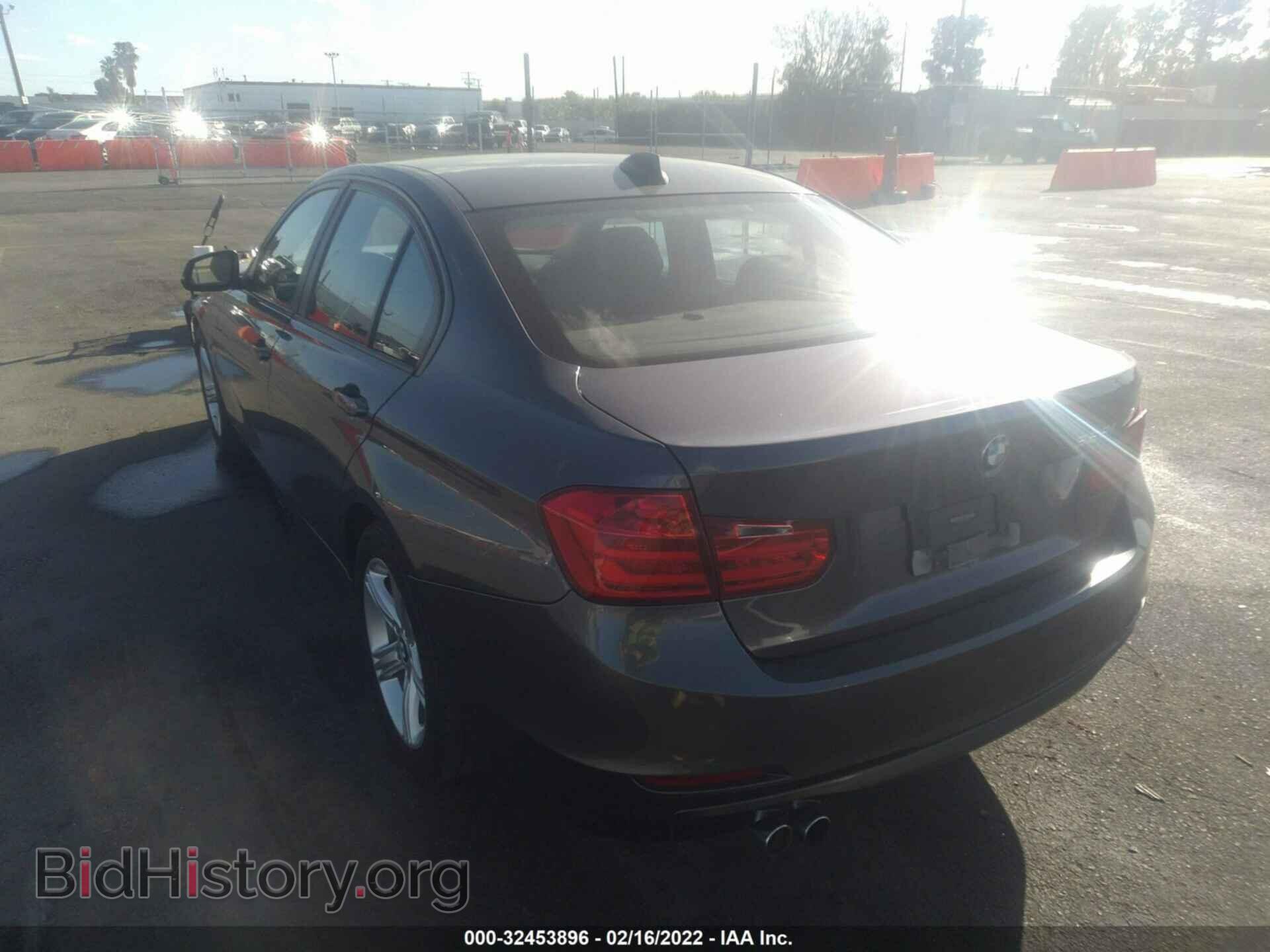 2013 BMW 3 SERIES - VIN: WBA3A5C59DF352783 - Фото 3