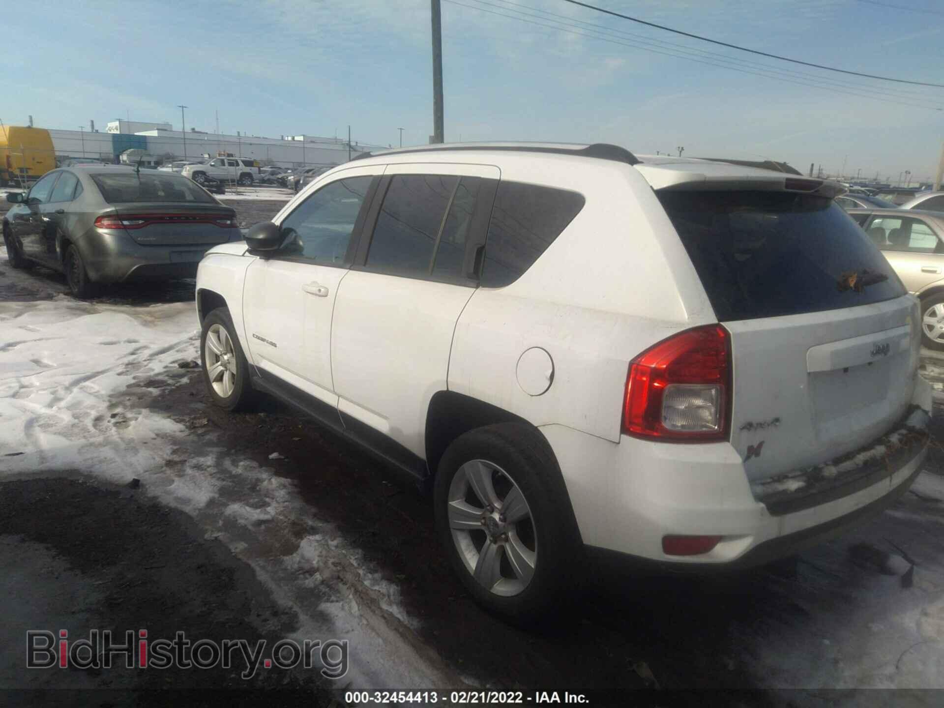 2012 JEEP COMPASS - VIN: 1C4NJDEB9CD564392 - Photo 3