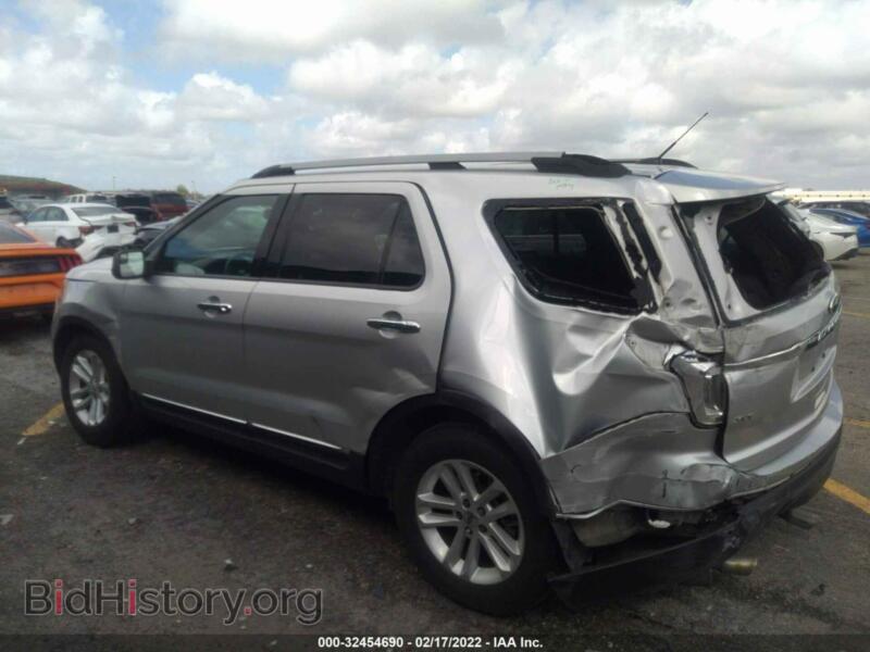 2011 Ford EXPLORER (VIN 1FMHK7D86BGA79590) — photo 6 of 11