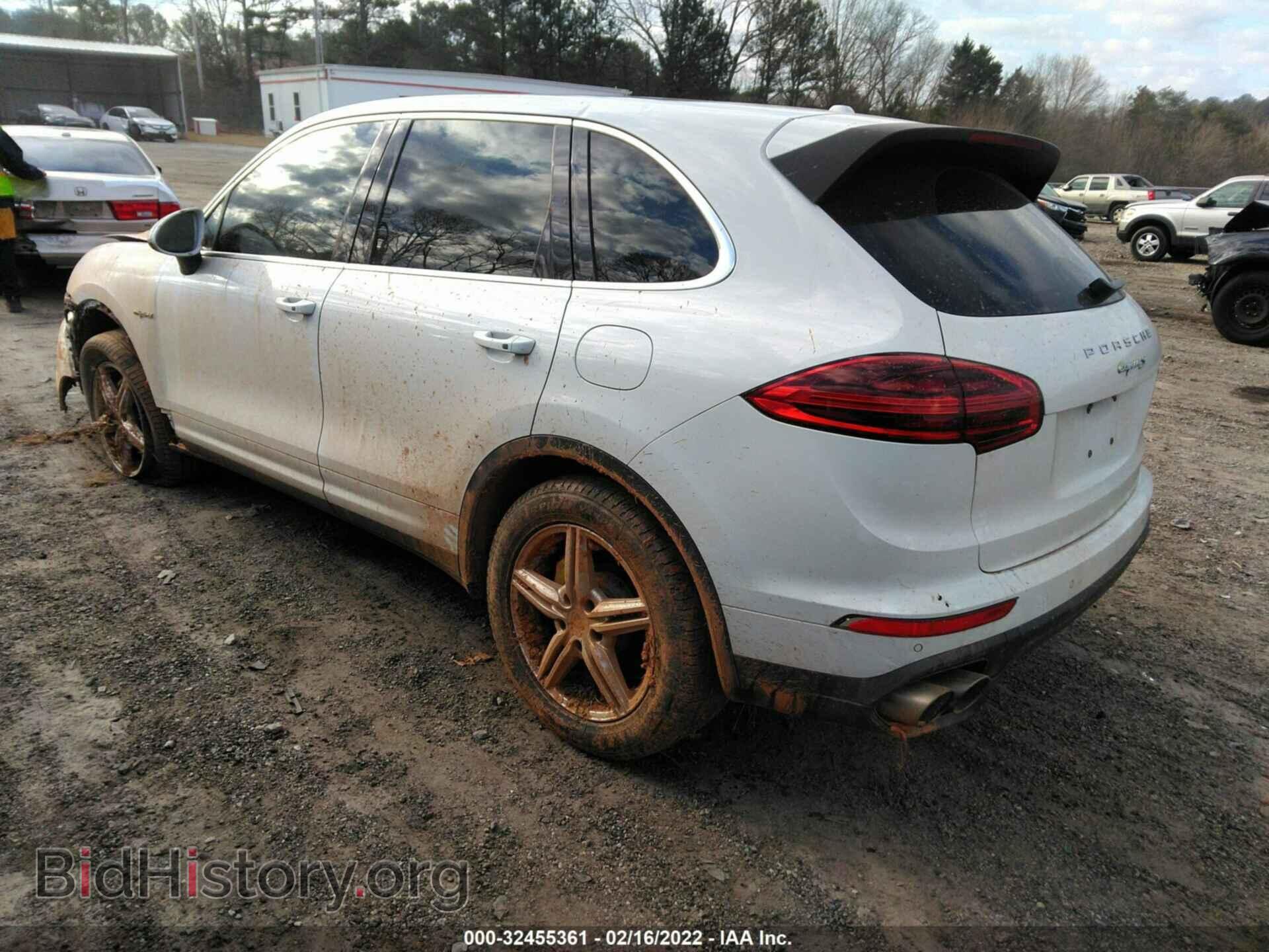 2016 PORSCHE CAYENNE - VIN: WP1AE2A20GLA62135 - Фото 3