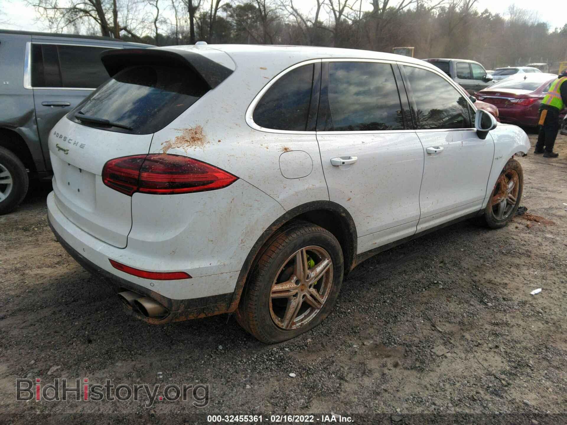 2016 PORSCHE CAYENNE - VIN: WP1AE2A20GLA62135 - Фото 4