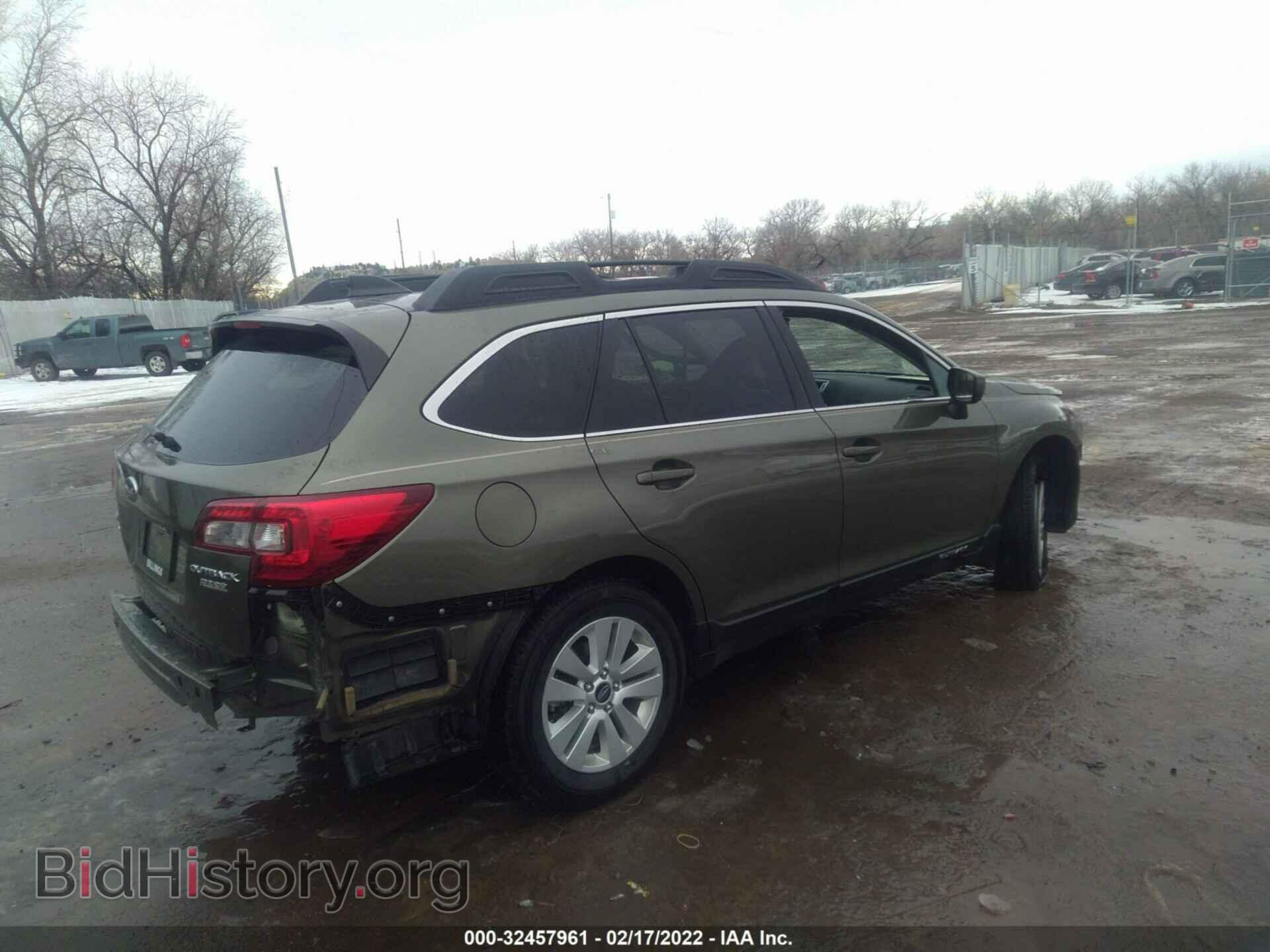 2017 SUBARU OUTBACK - VIN: 4S4BSADC8H3283539 - Фото 4
