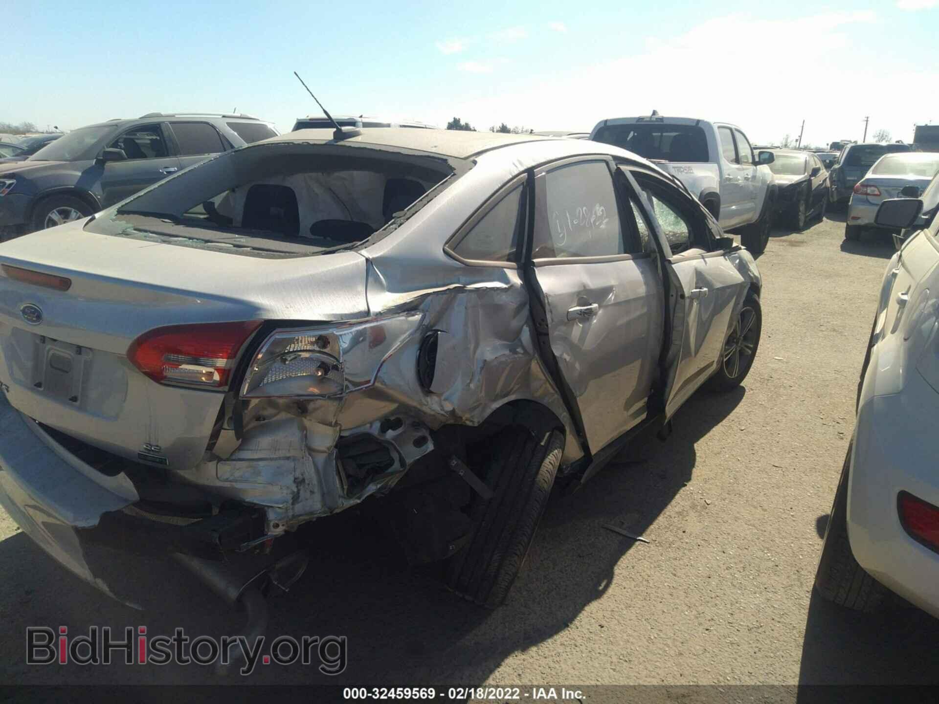 2018 FORD FOCUS - VIN: 1FADP3FE7JL246888 - Фото 4