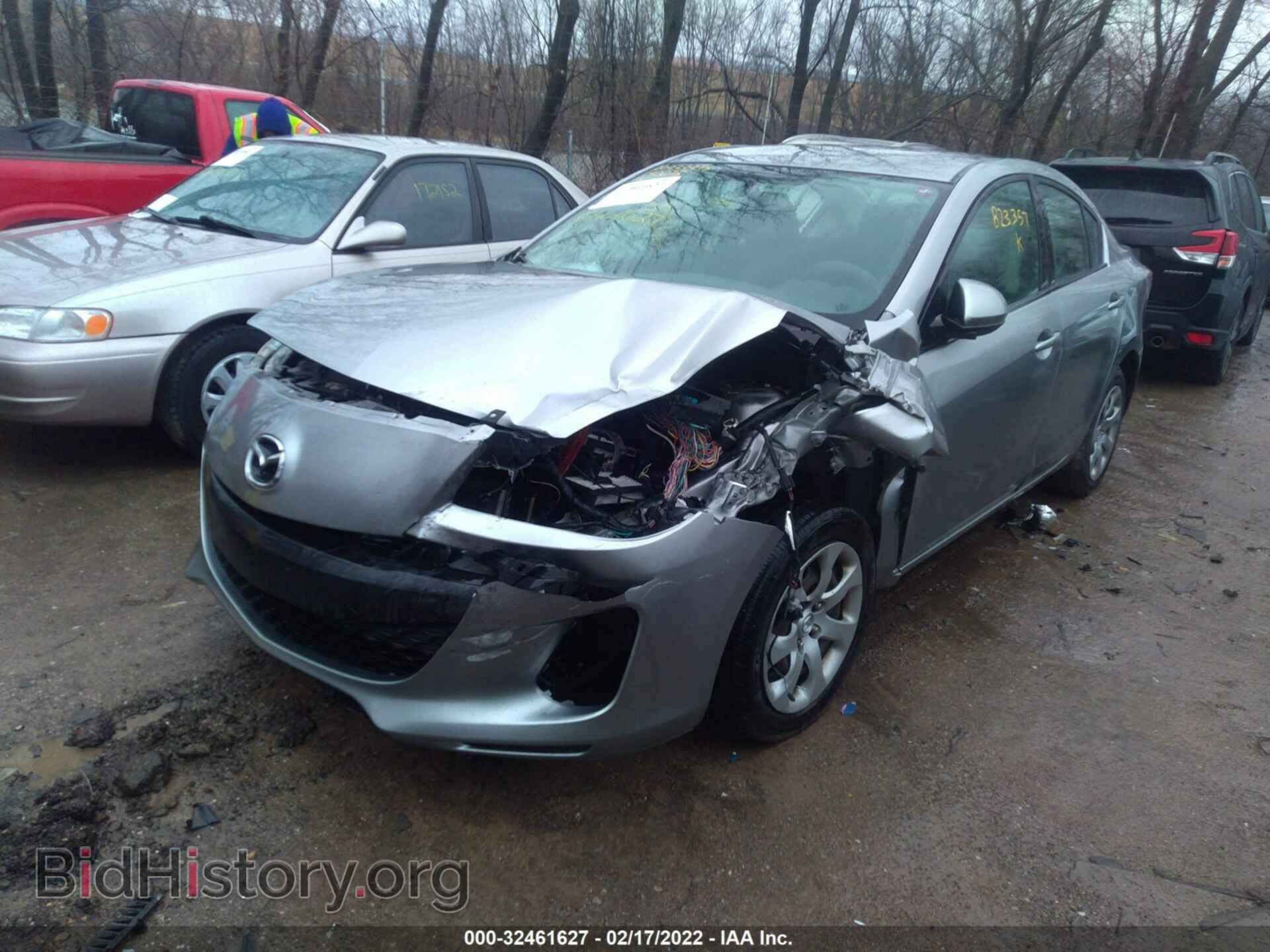 2013 MAZDA MAZDA3 - VIN: JM1BL1UP5D1823357 - Фото 2