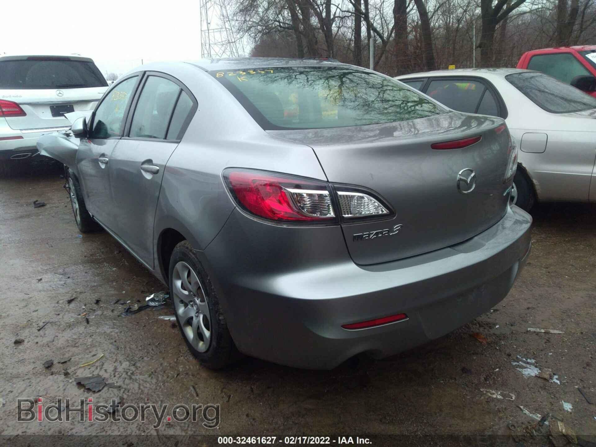 2013 MAZDA MAZDA3 - VIN: JM1BL1UP5D1823357 - Фото 3