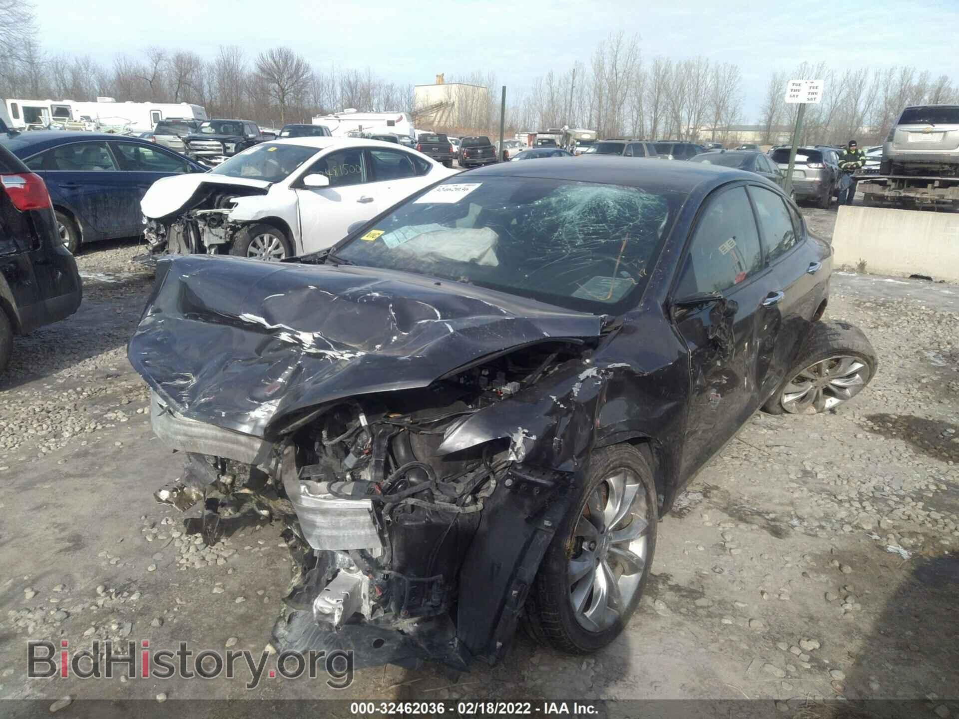 2015 CHRYSLER 200 - VIN: 1C3CCCBB5FN736906 - Фото 2