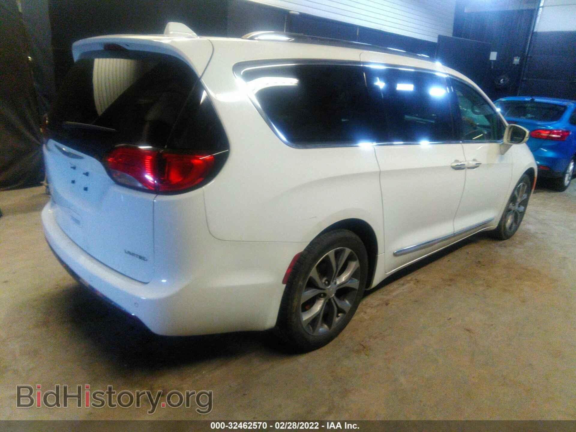 2019 CHRYSLER PACIFICA - VIN: 2C4RC1GG8KR577178 - Фото 4