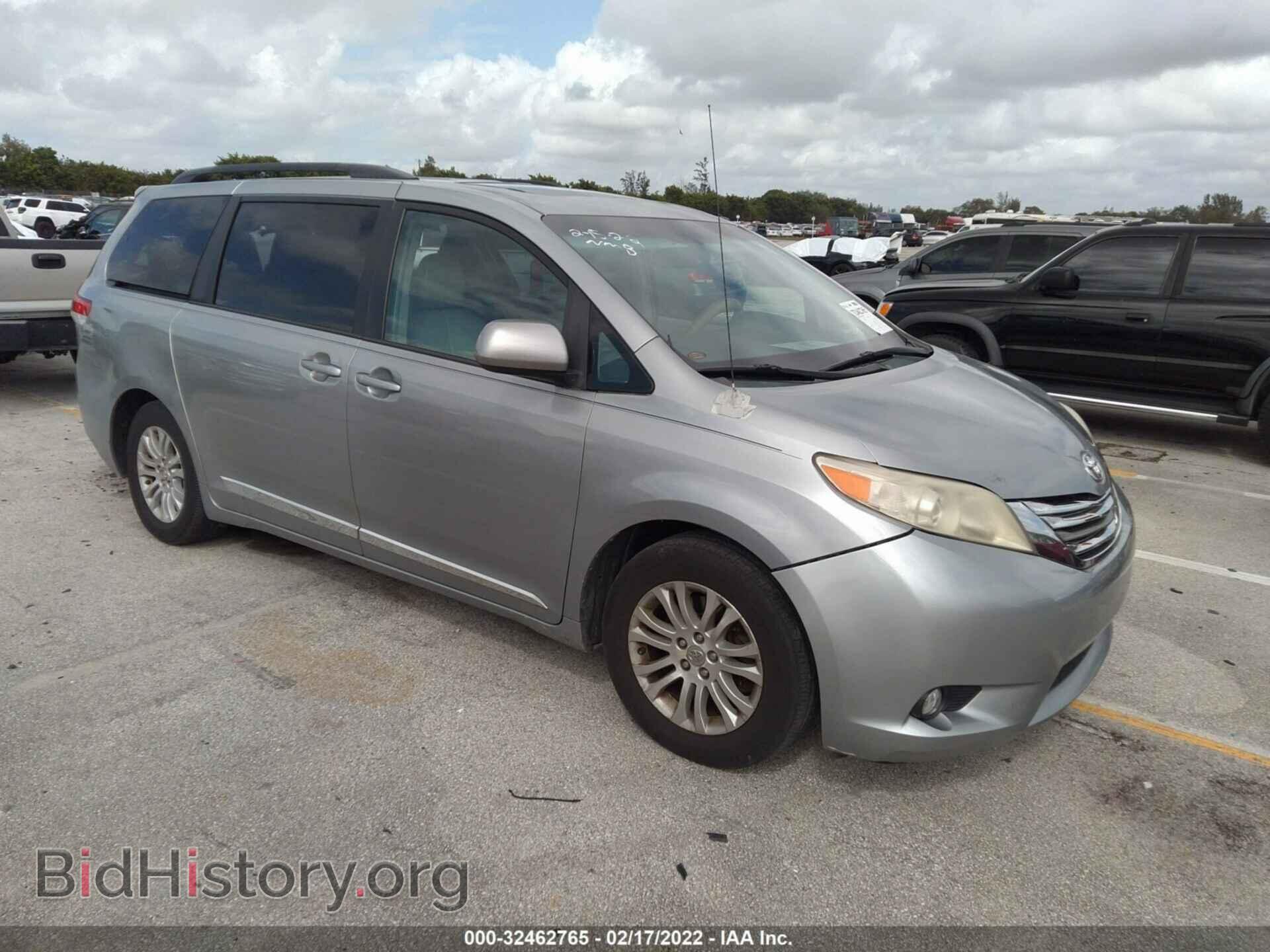 Photo 5TDYK3DC3DS398777 - TOYOTA SIENNA 2013