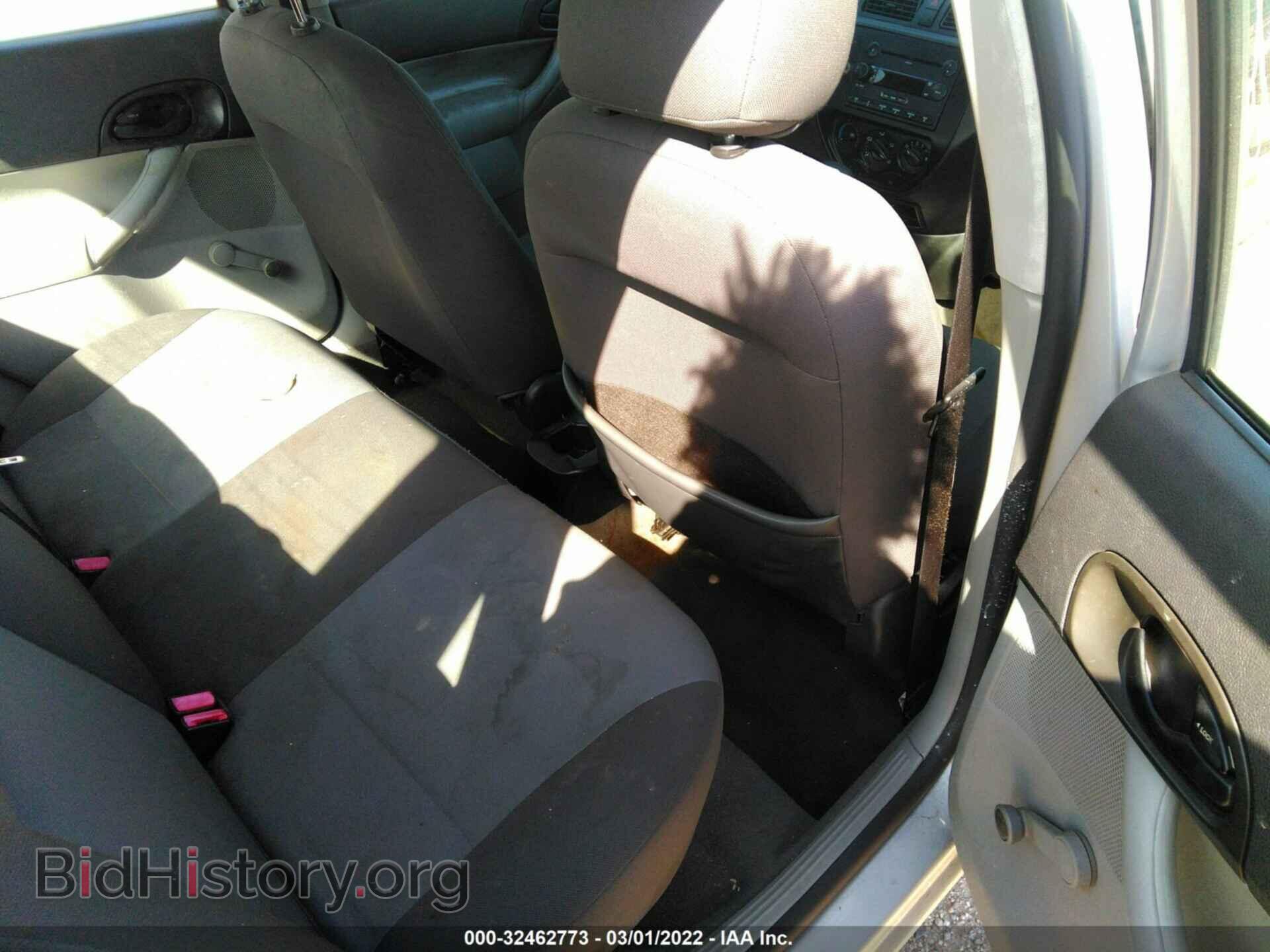 2007 FORD FOCUS - VIN: 1FAFP34N97W221302 - Фото 8