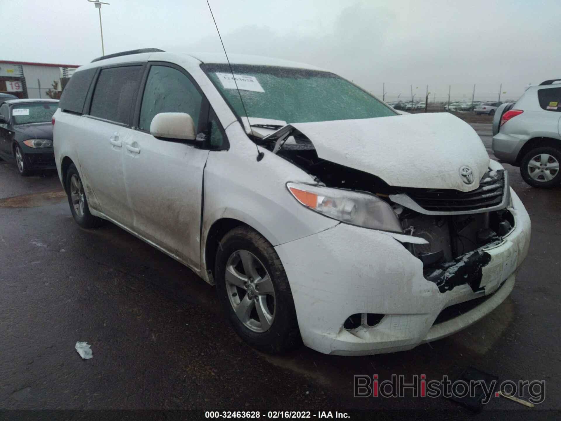 Фотография 5TDKK3DC4ES460985 - TOYOTA SIENNA 2014