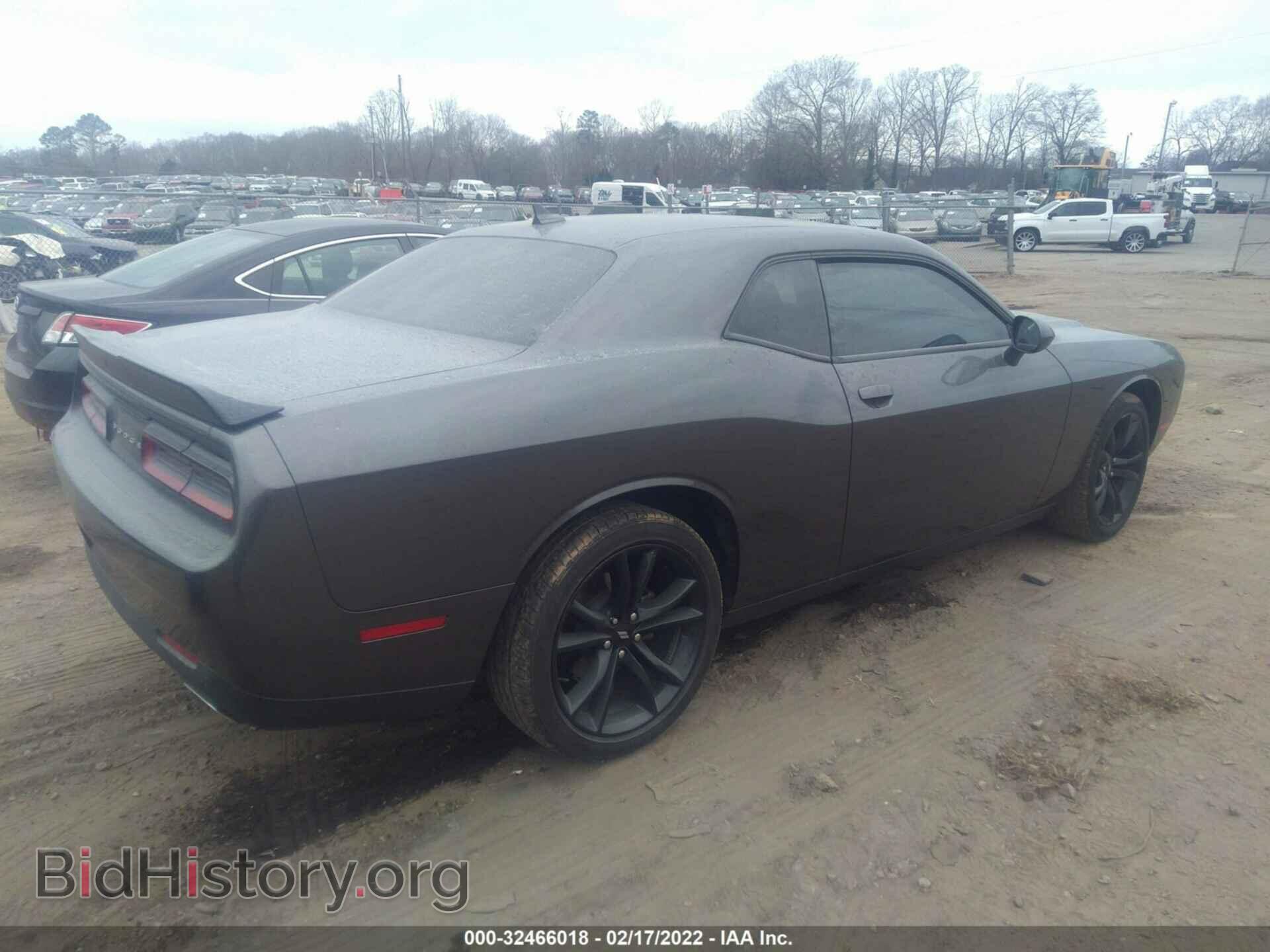 2018 DODGE CHALLENGER - VIN: 2C3CDZAG2JH255543 - Фото 4