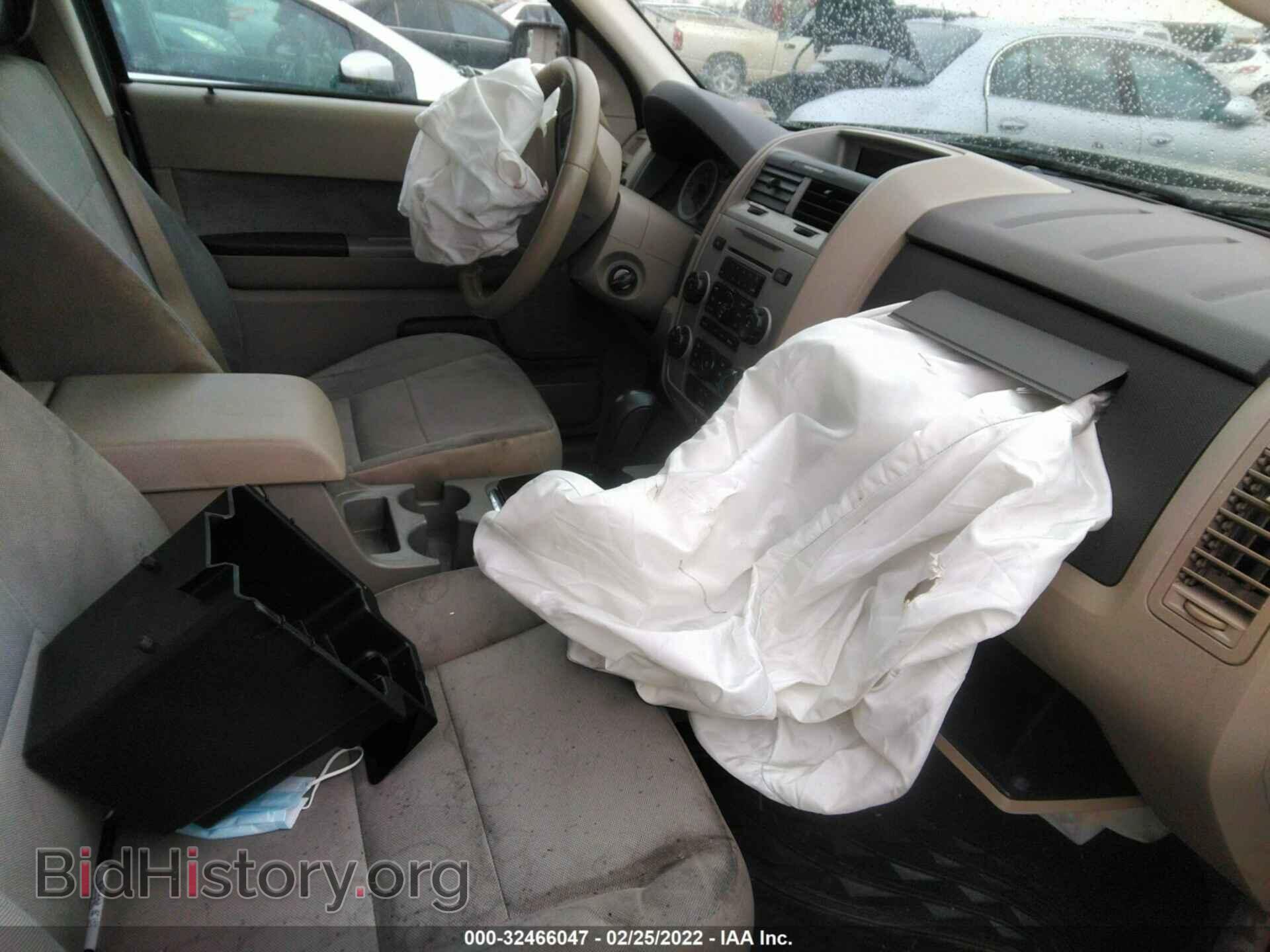 2010 FORD ESCAPE - VIN: 1FMCU0D76AKD28159 - Фото 5