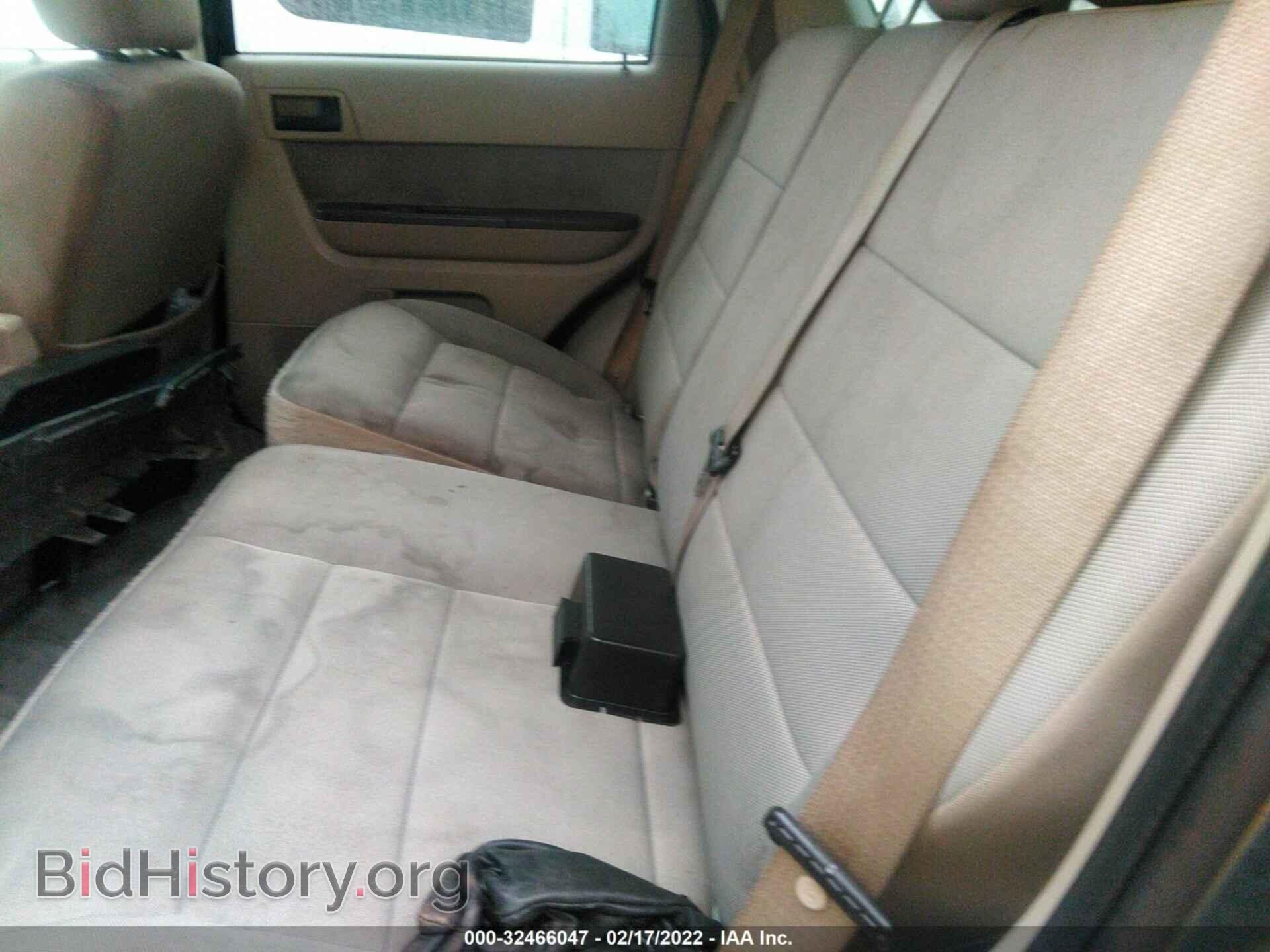 2010 FORD ESCAPE - VIN: 1FMCU0D76AKD28159 - Фото 8