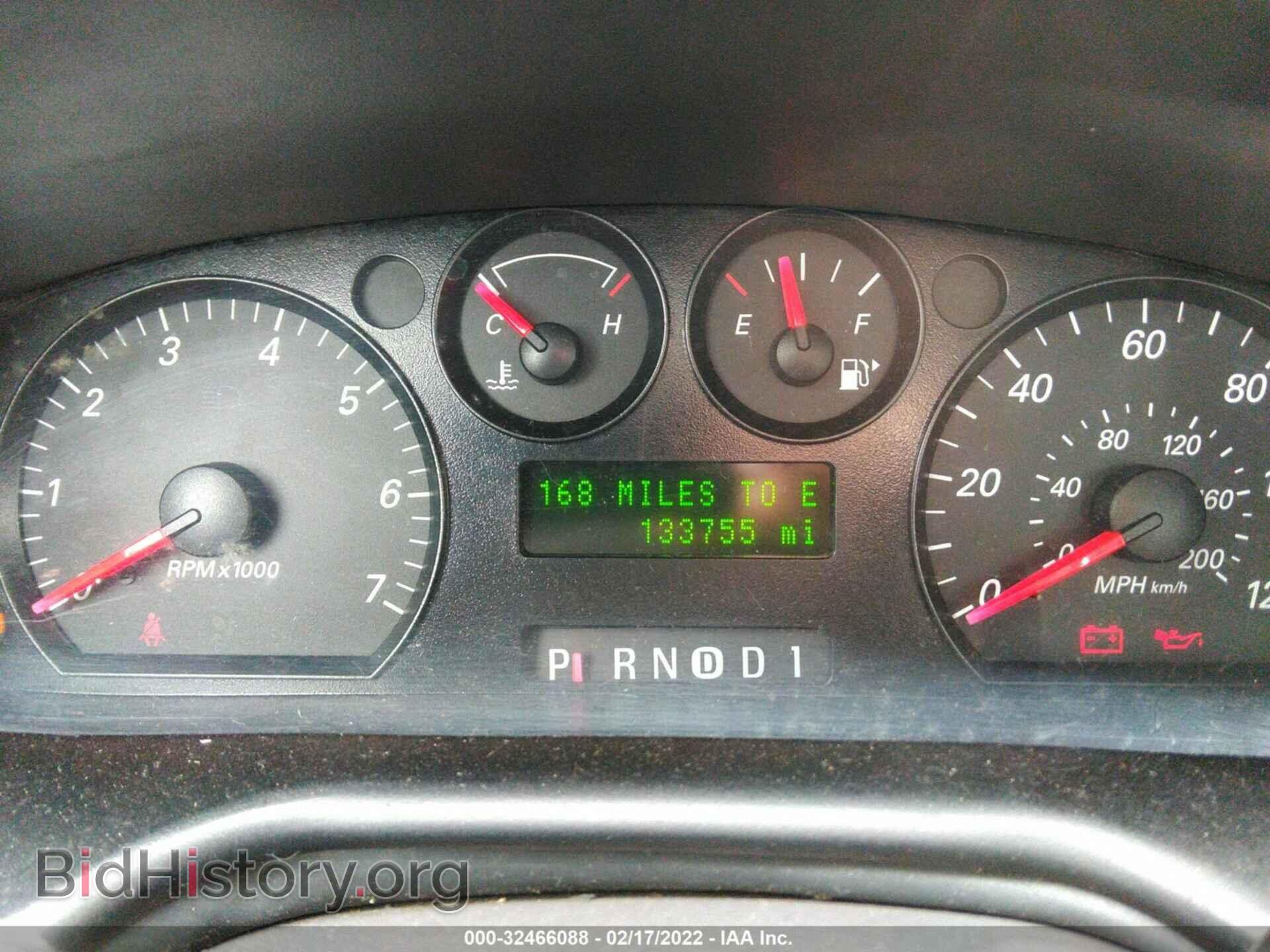 2006 FORD TAURUS - VIN: 1FAFP53U76A211562 - Фото 7