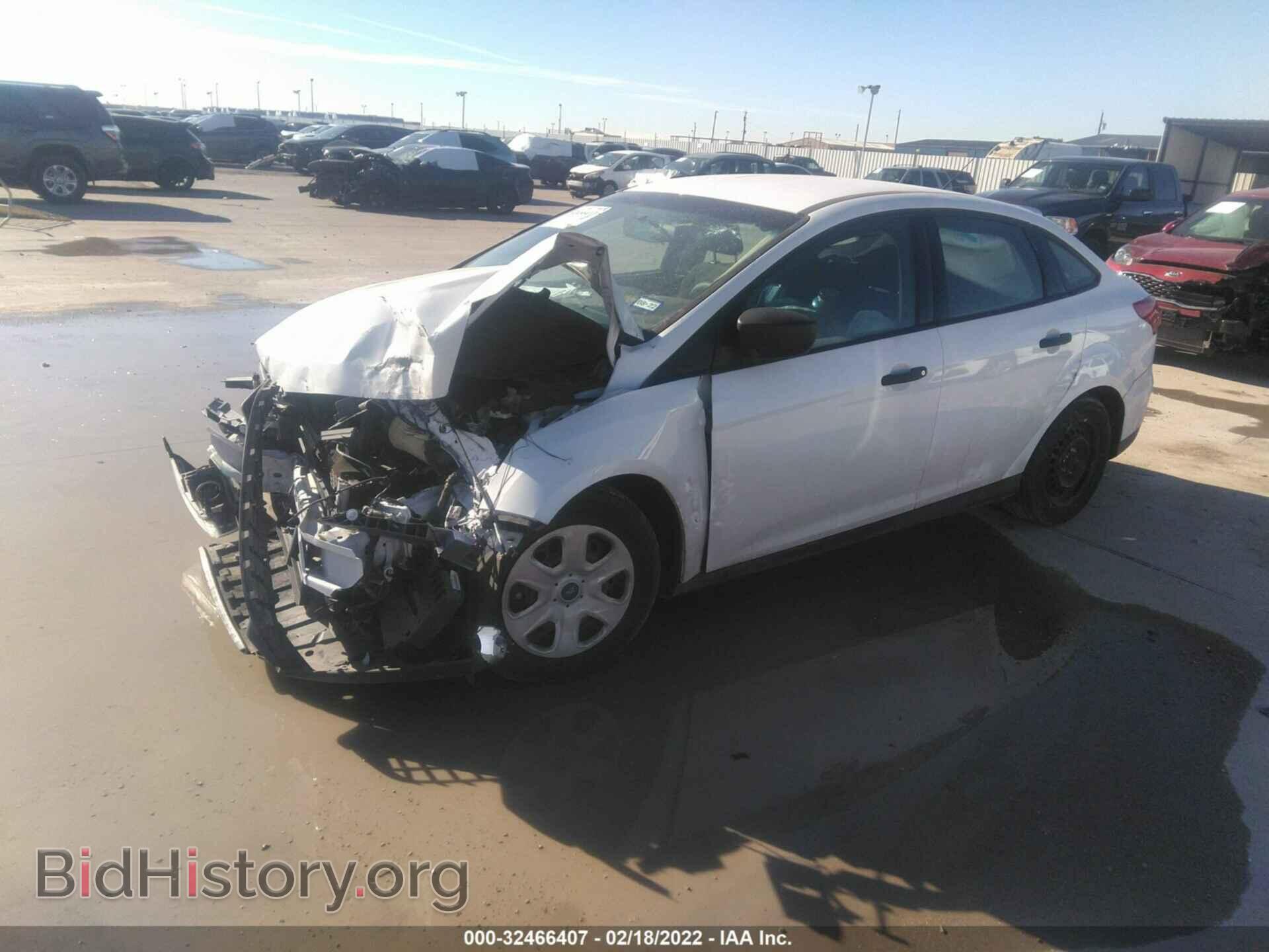 2018 FORD FOCUS - VIN: 1FADP3E24JL216691 - Фото 2