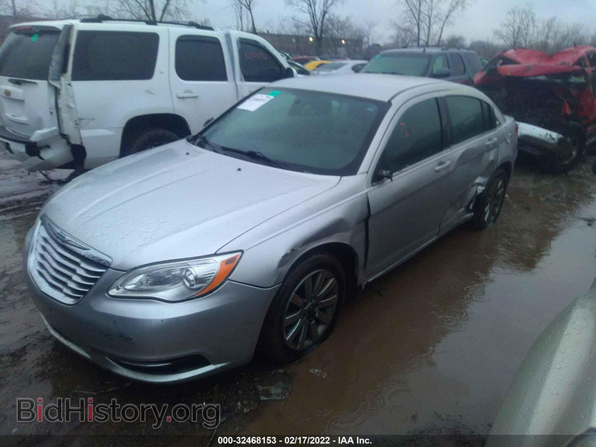 2012 CHRYSLER 200 - VIN: 1C3CCBBB9CN142874 - Photo 2