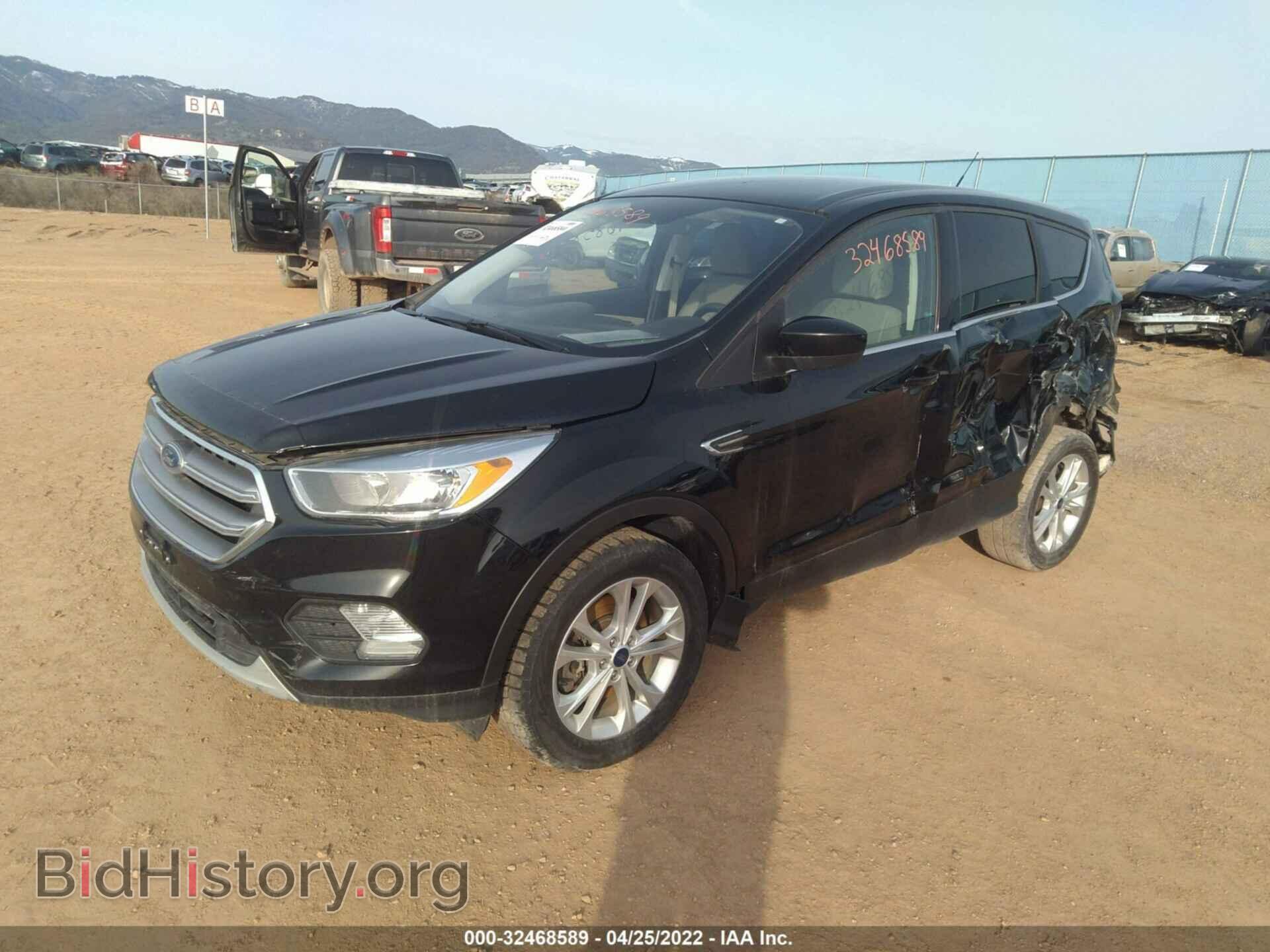 2017 FORD ESCAPE - VIN: 1FMCU9GD6HUB07343 - Фото 2