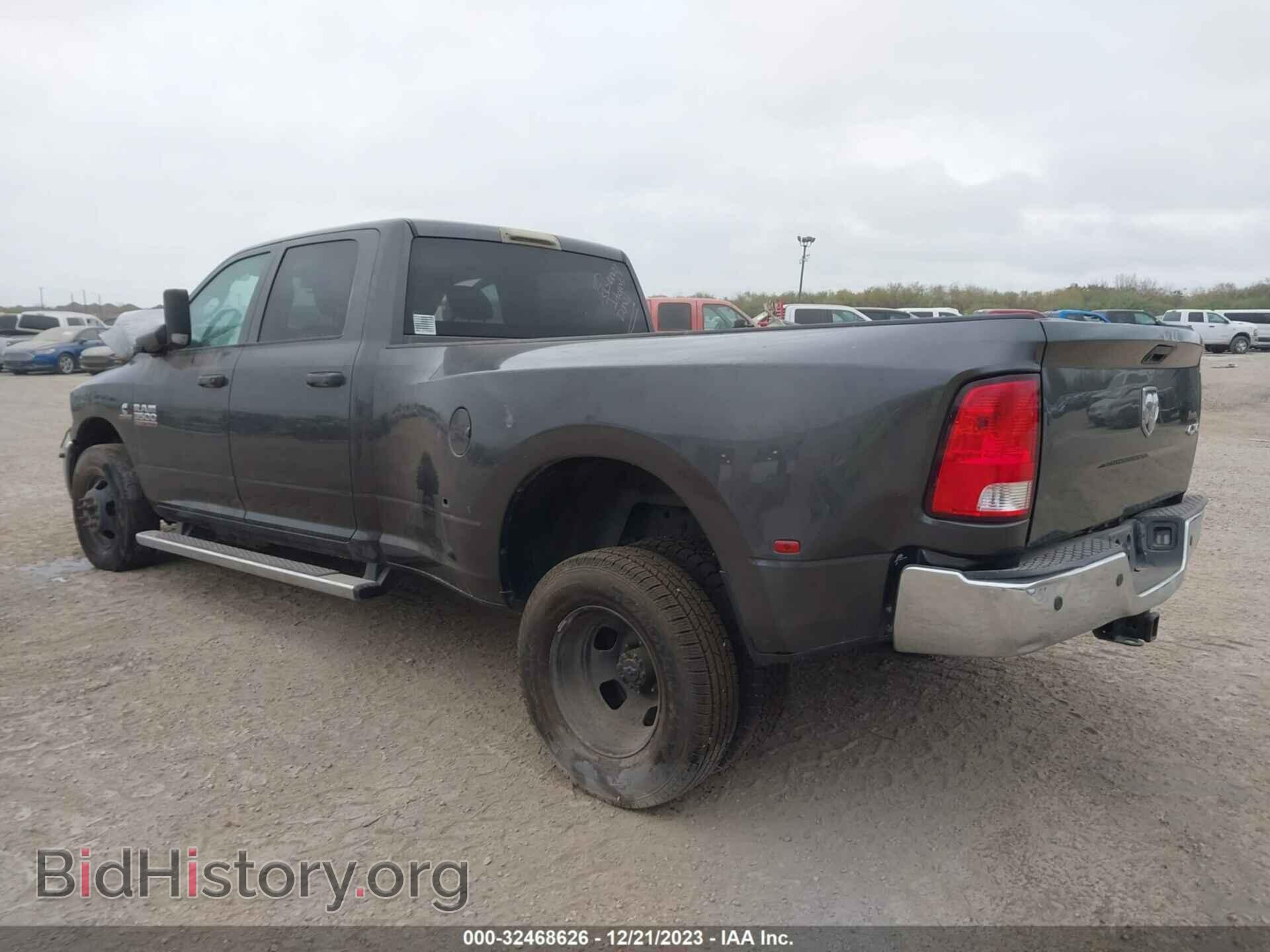 2018 RAM 3500 - VIN: 3C63RPGL6JG339054 - Фото 3