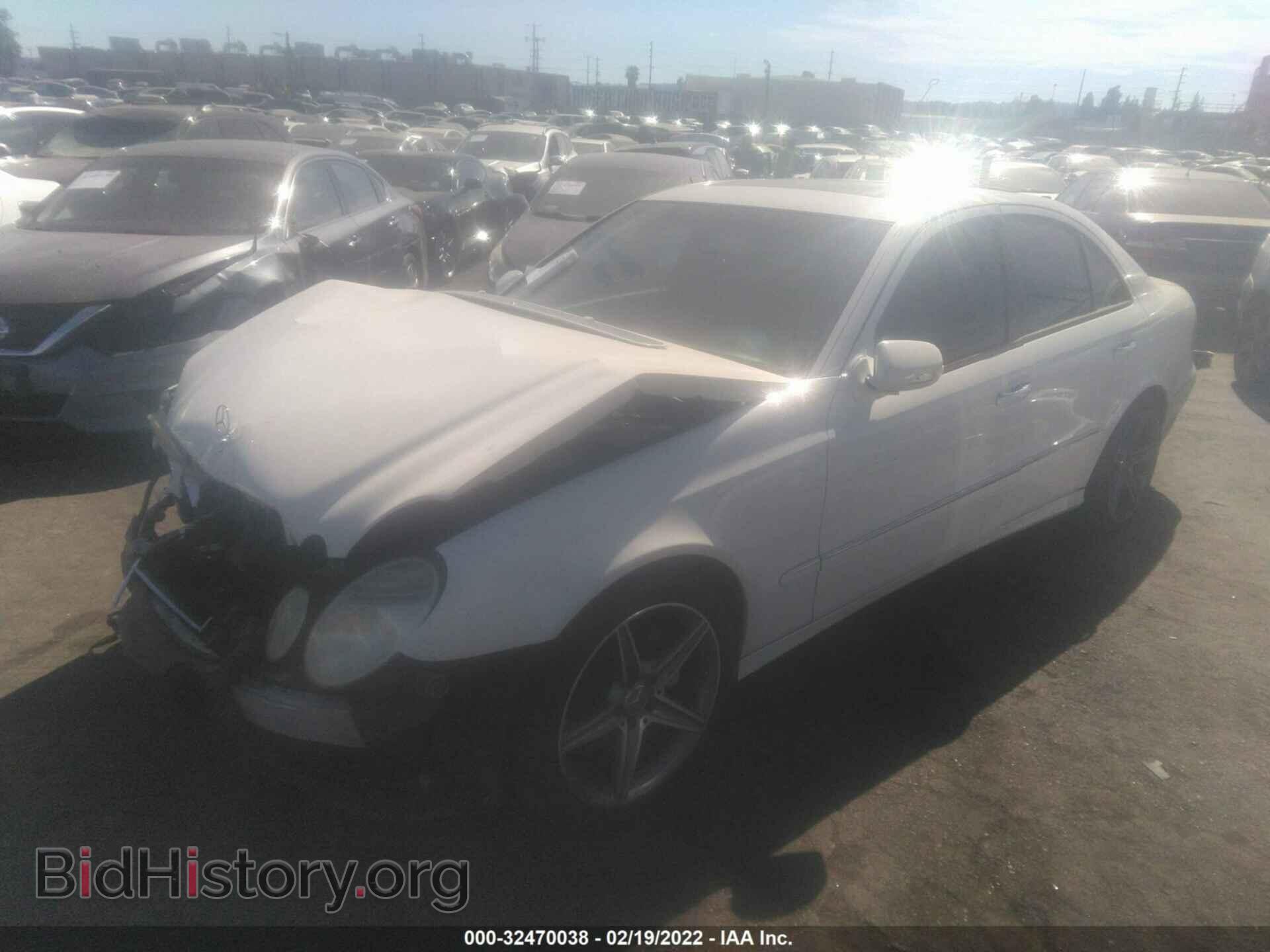 2007 MERCEDES-BENZ E-CLASS - VIN: WDBUF56X07B042506 - Фото 2