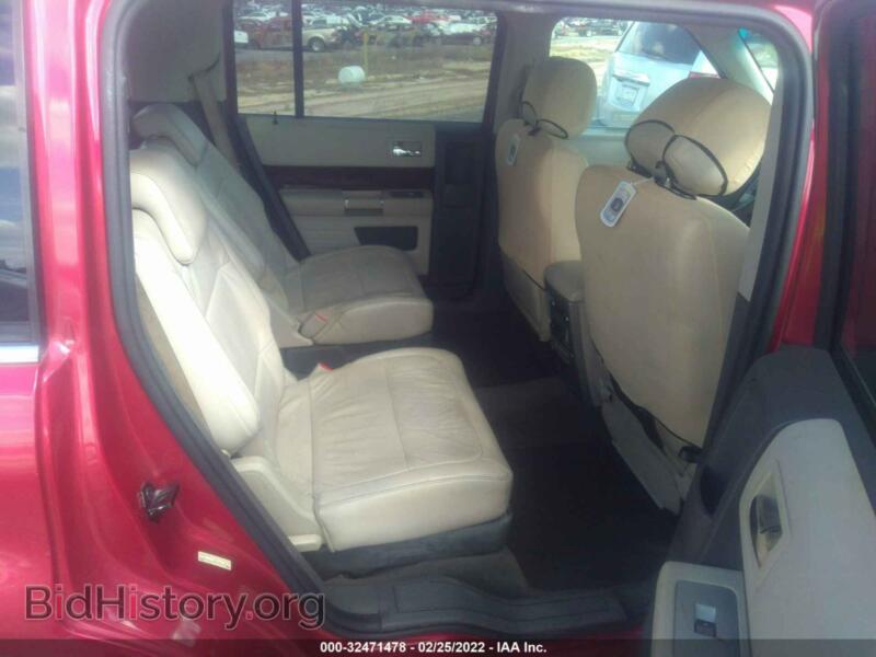 2011 Ford FLEX (VIN 2FMGK5CC5BBD06670) — фото 8 из 11