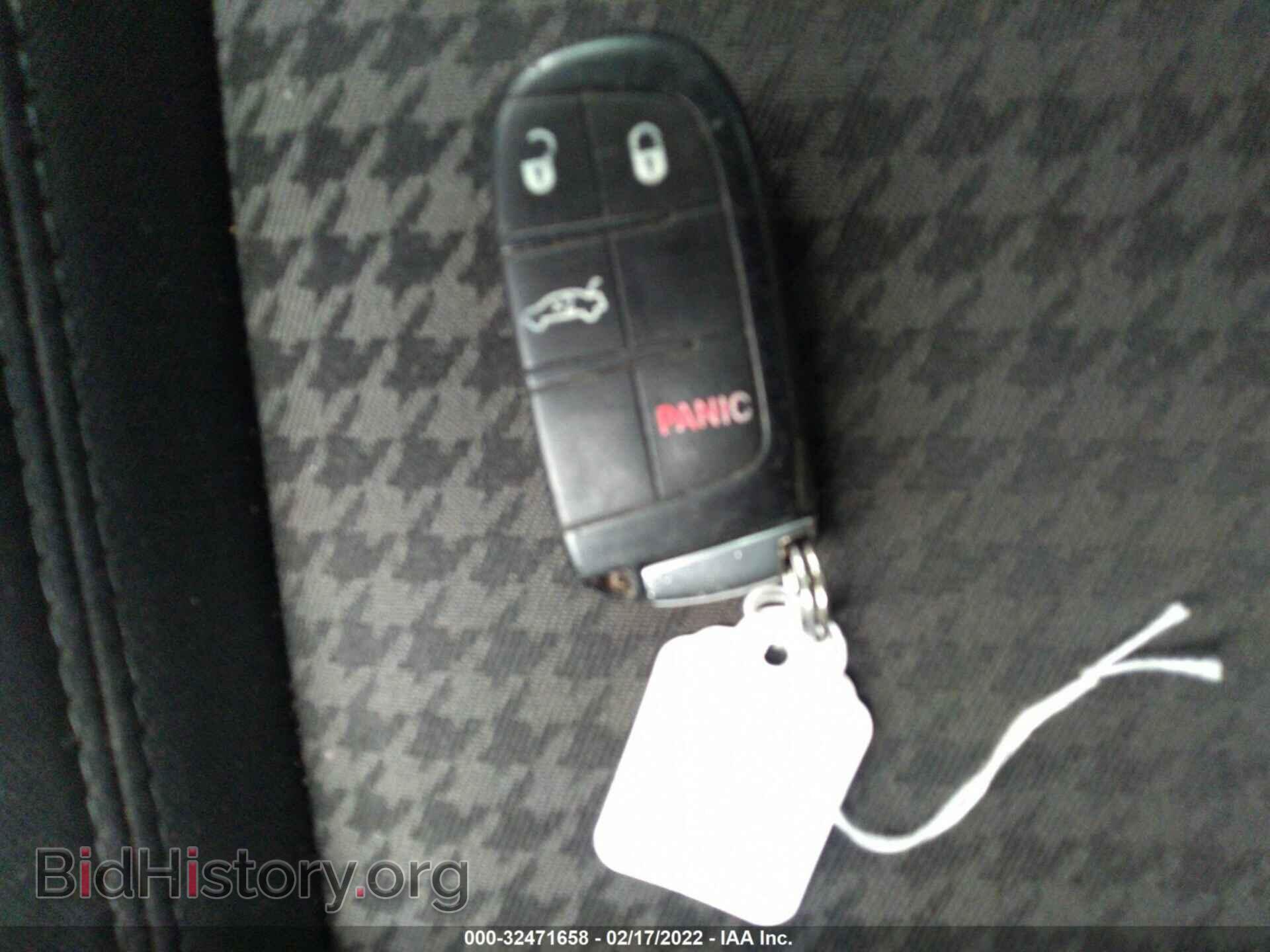 2018 DODGE CHALLENGER - VIN: 2C3CDZAG2JH317720 - Фото 11