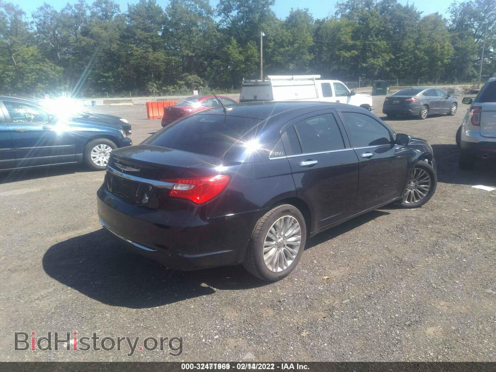 2012 CHRYSLER 200 - VIN: 1C3CCBCG8CN211354 - Фото 4