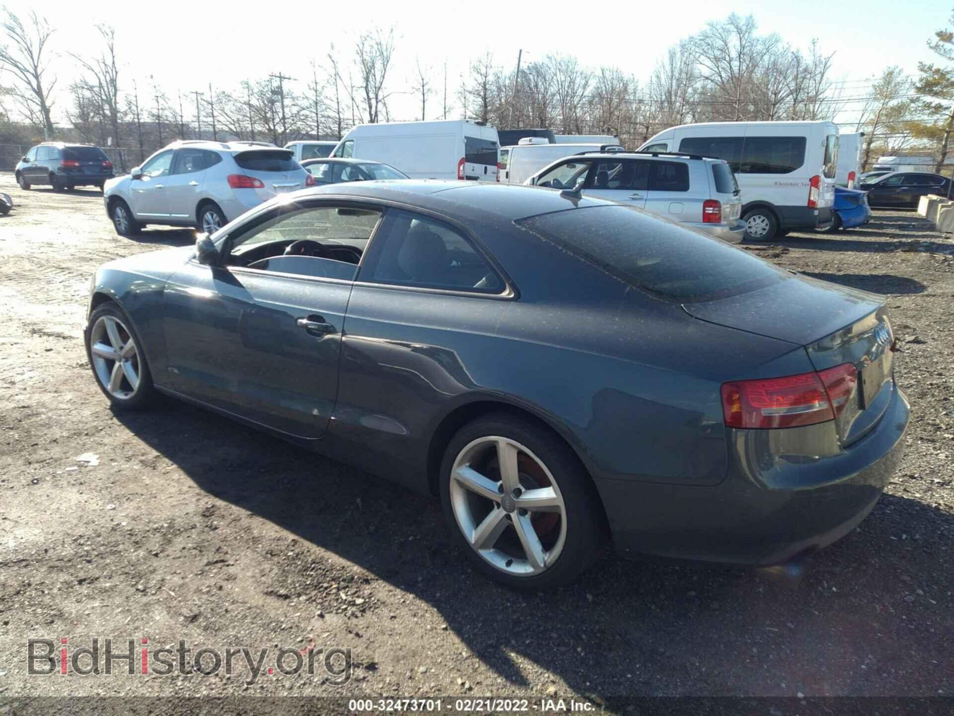2010 AUDI A5 - VIN: WAUCKAFR3AA085198 - Фото 3