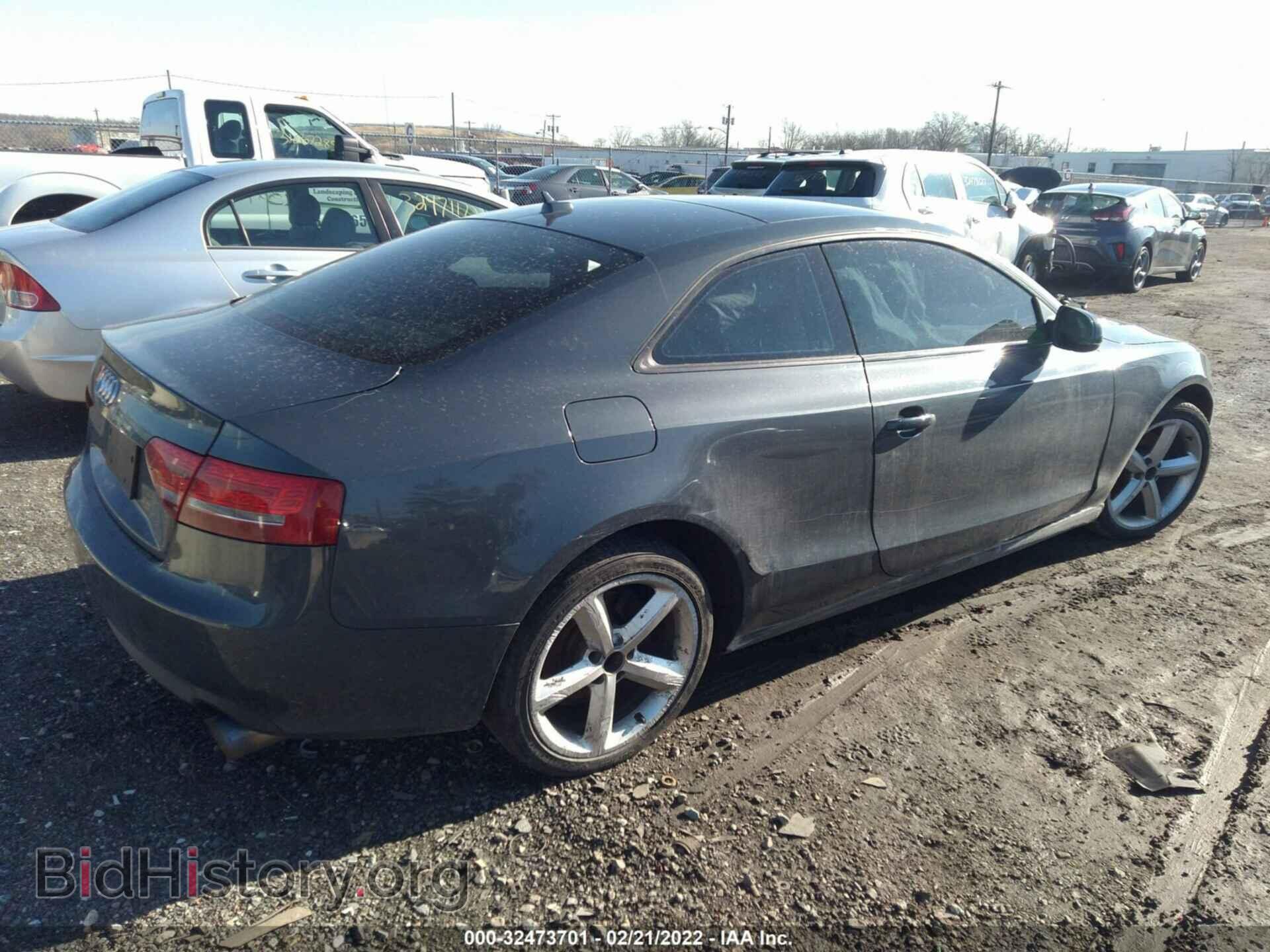 2010 AUDI A5 - VIN: WAUCKAFR3AA085198 - Фото 4