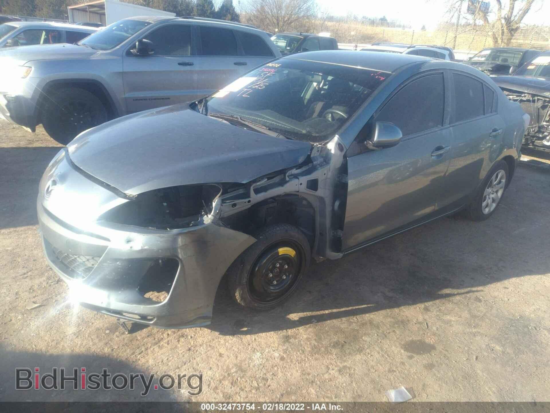 2012 MAZDA MAZDA3 - VIN: JM1BL1UF2C1557740 - Фото 2