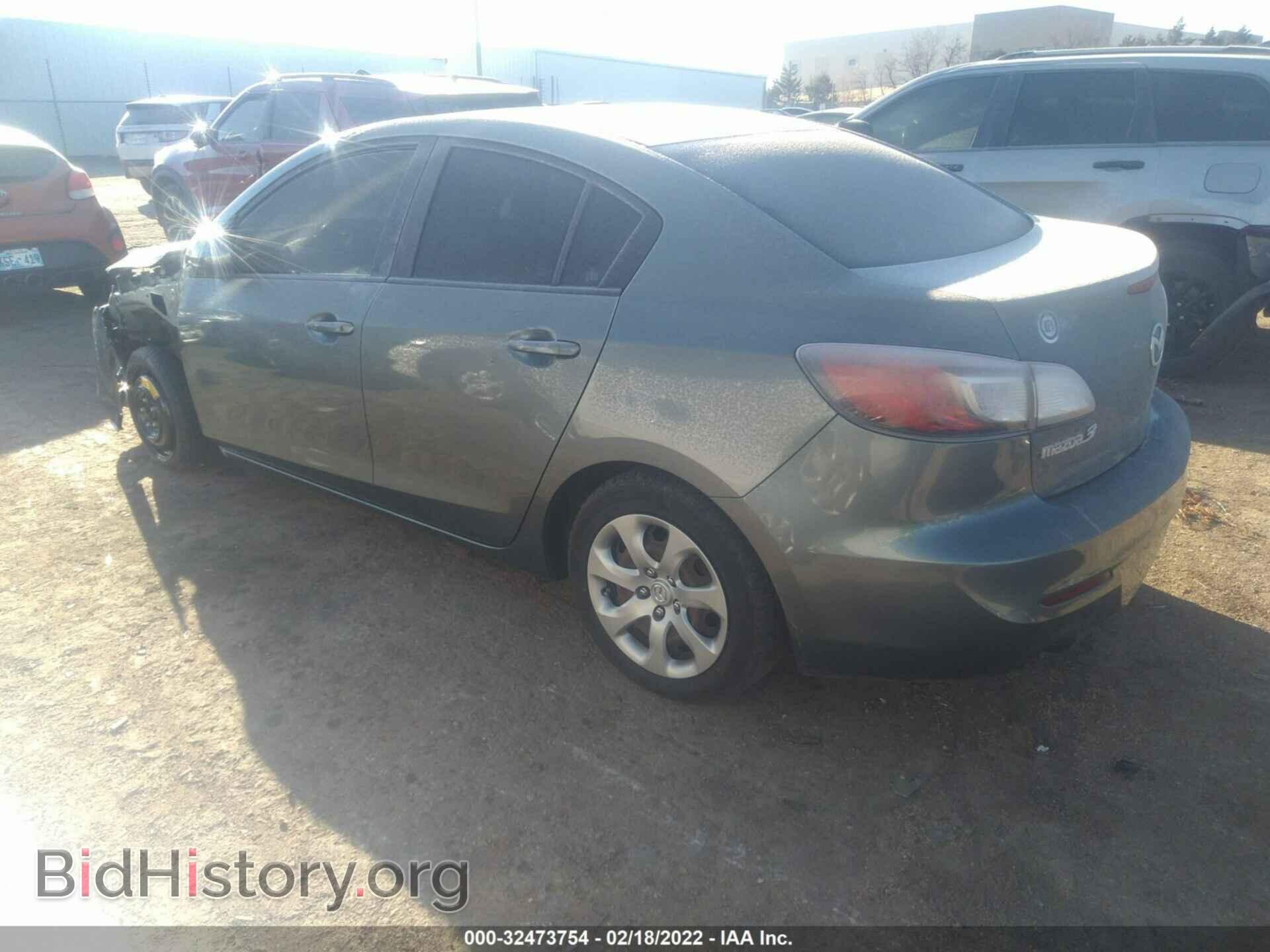 2012 MAZDA MAZDA3 - VIN: JM1BL1UF2C1557740 - Фото 3