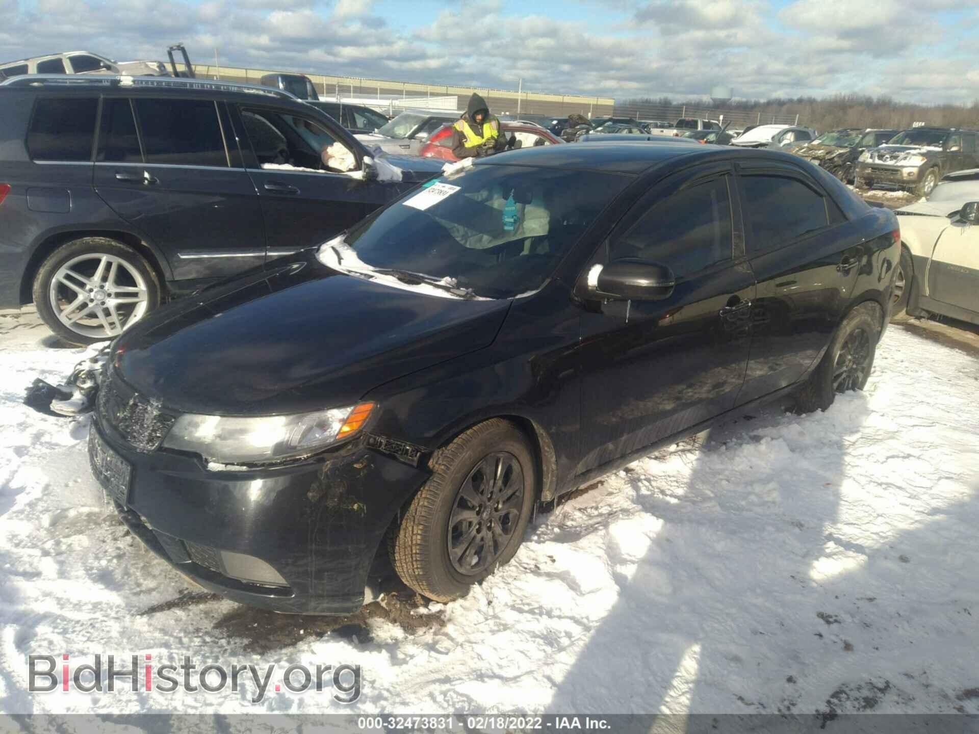 2013 KIA FORTE - VIN: KNAFU4A22D5738040 - Фото 2