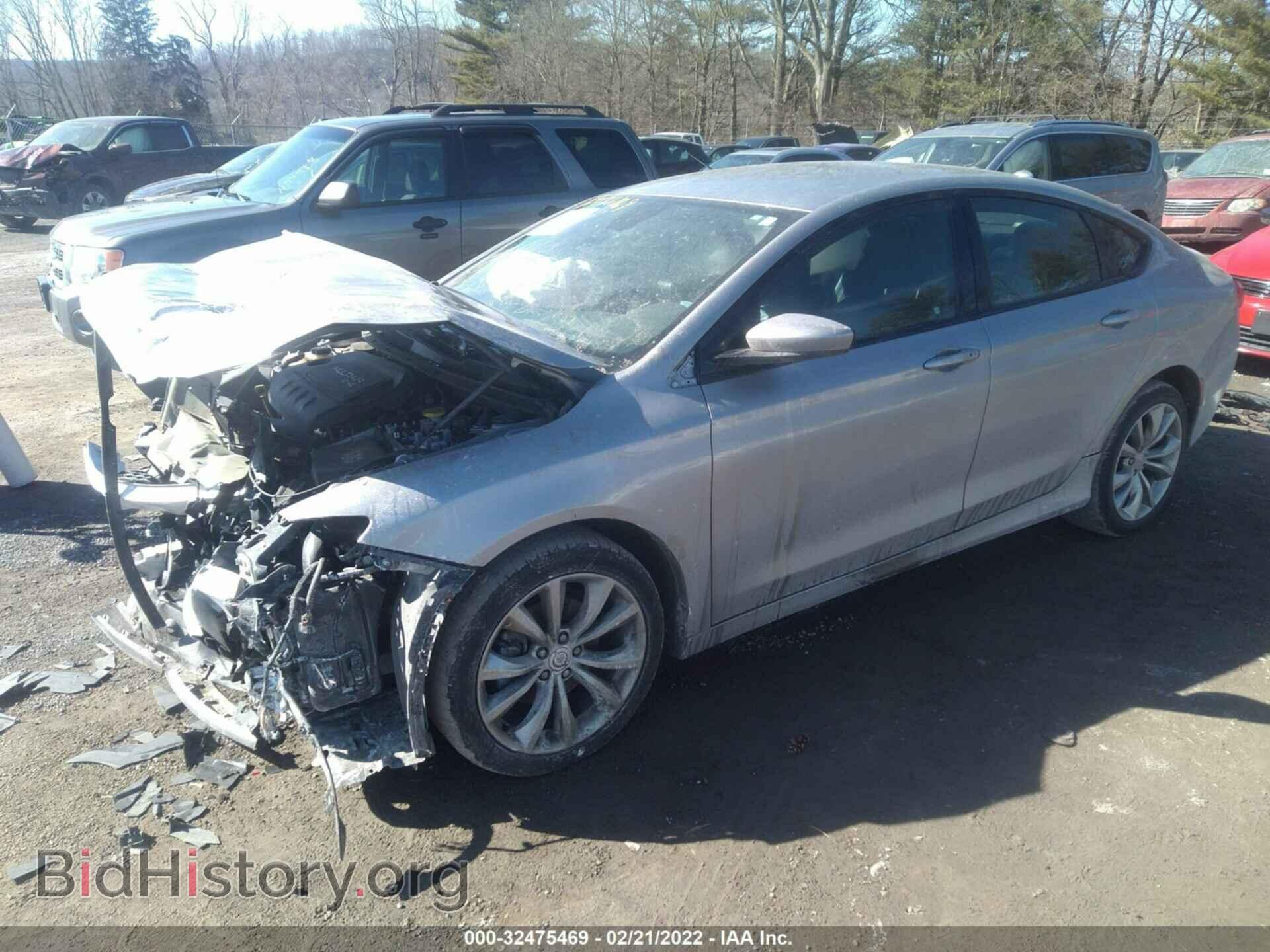 2015 CHRYSLER 200 - VIN: 1C3CCCBB6FN702327 - Фото 2