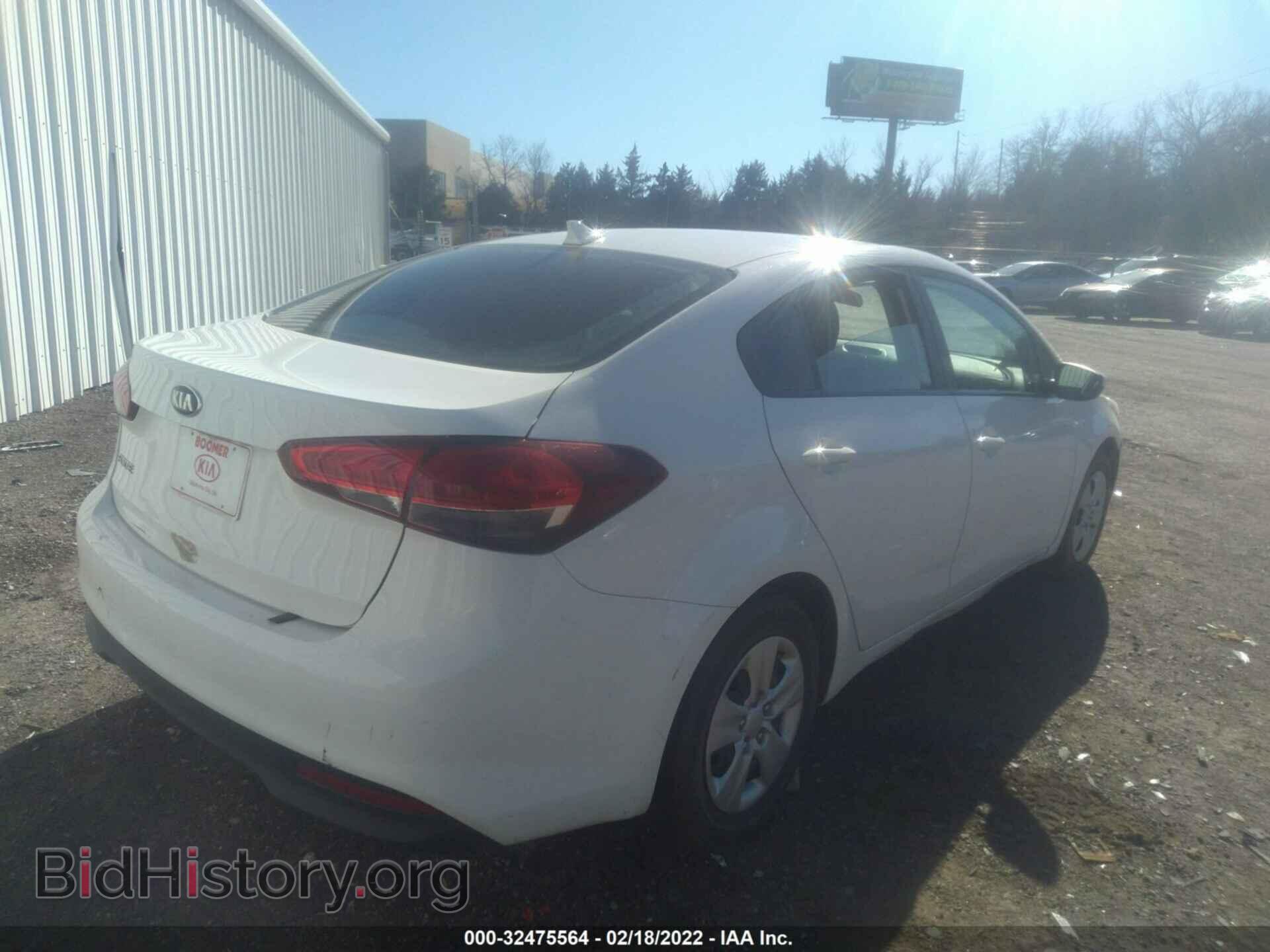 2017 KIA FORTE - VIN: 3KPFK4A78HE049196 - Фото 4