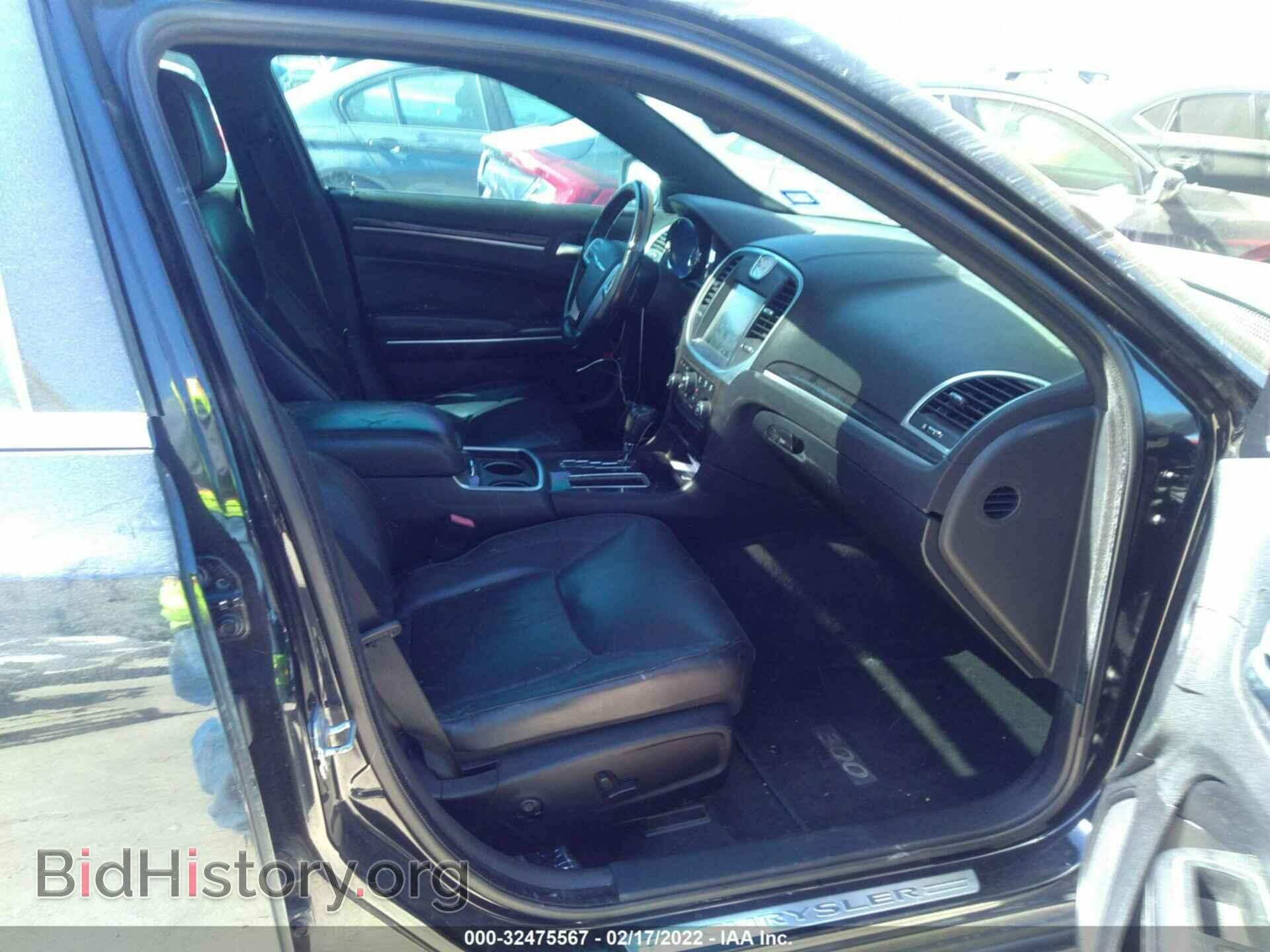 2011 CHRYSLER 300 - VIN: 2C3CA6CT6BH522976 - Фото 5