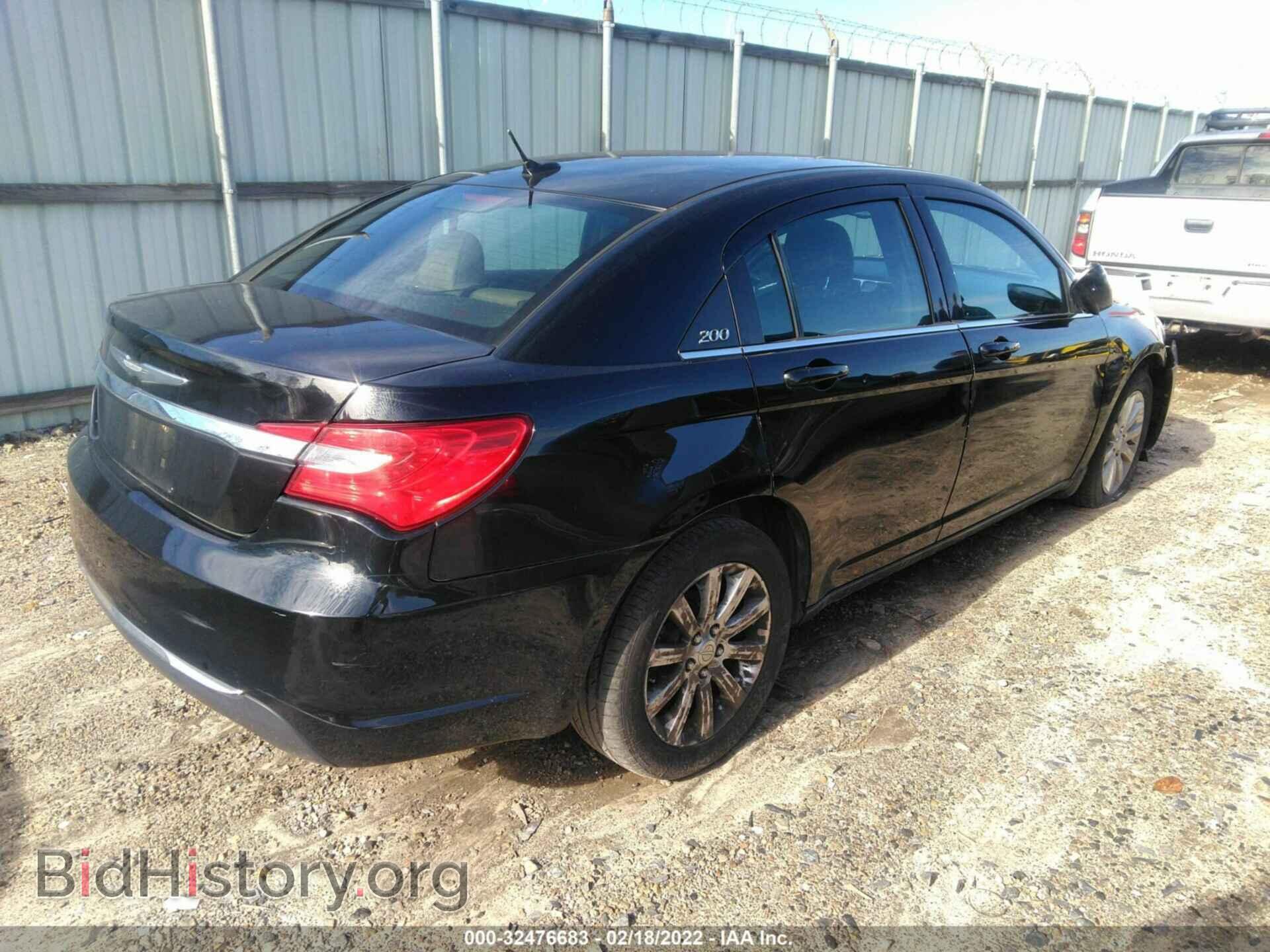 2012 CHRYSLER 200 - VIN: 1C3CCBBB7CN158104 - Фото 4
