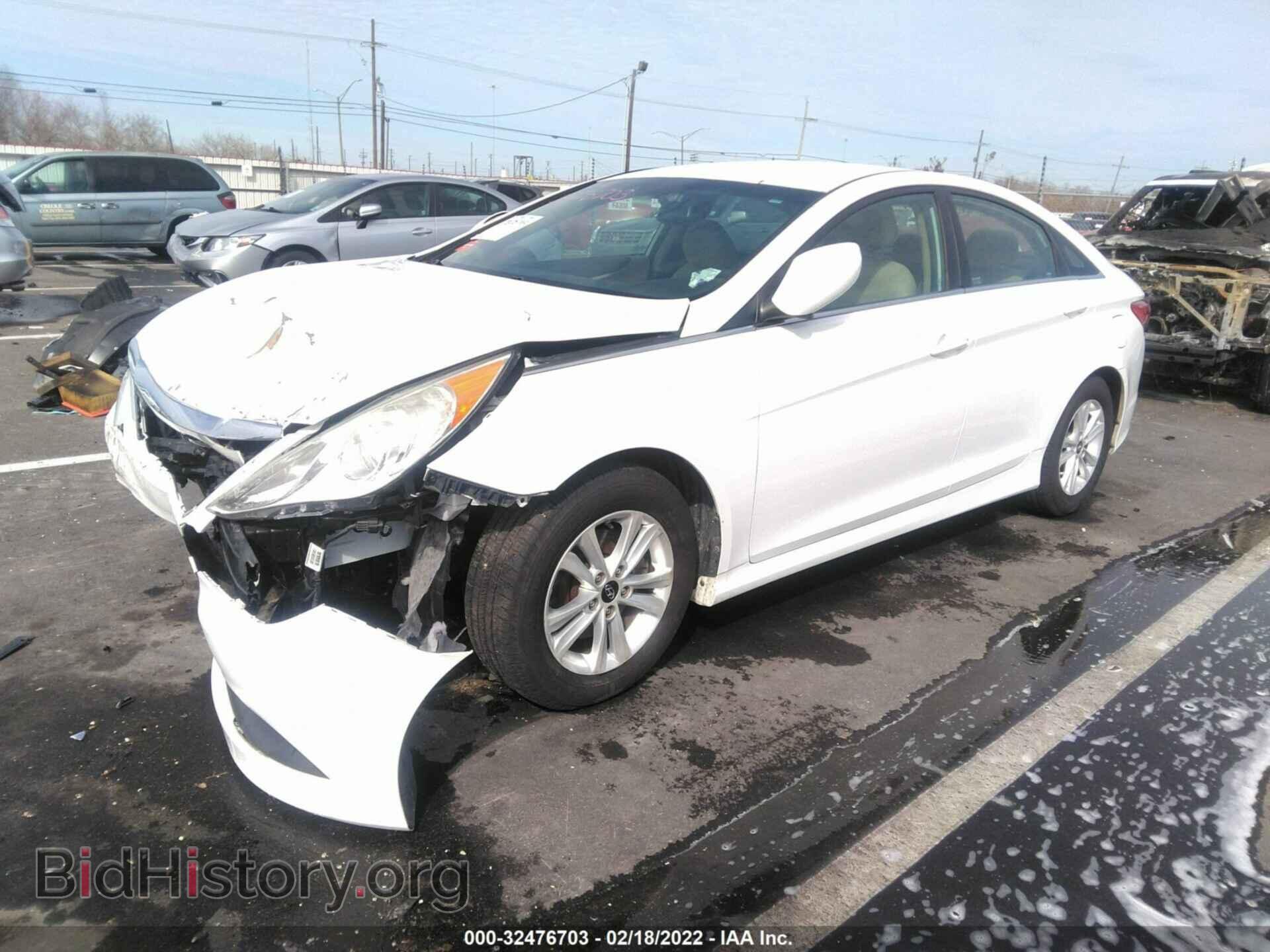 2014 HYUNDAI SONATA - VIN: 5NPEB4AC0EH883513 - Фото 2