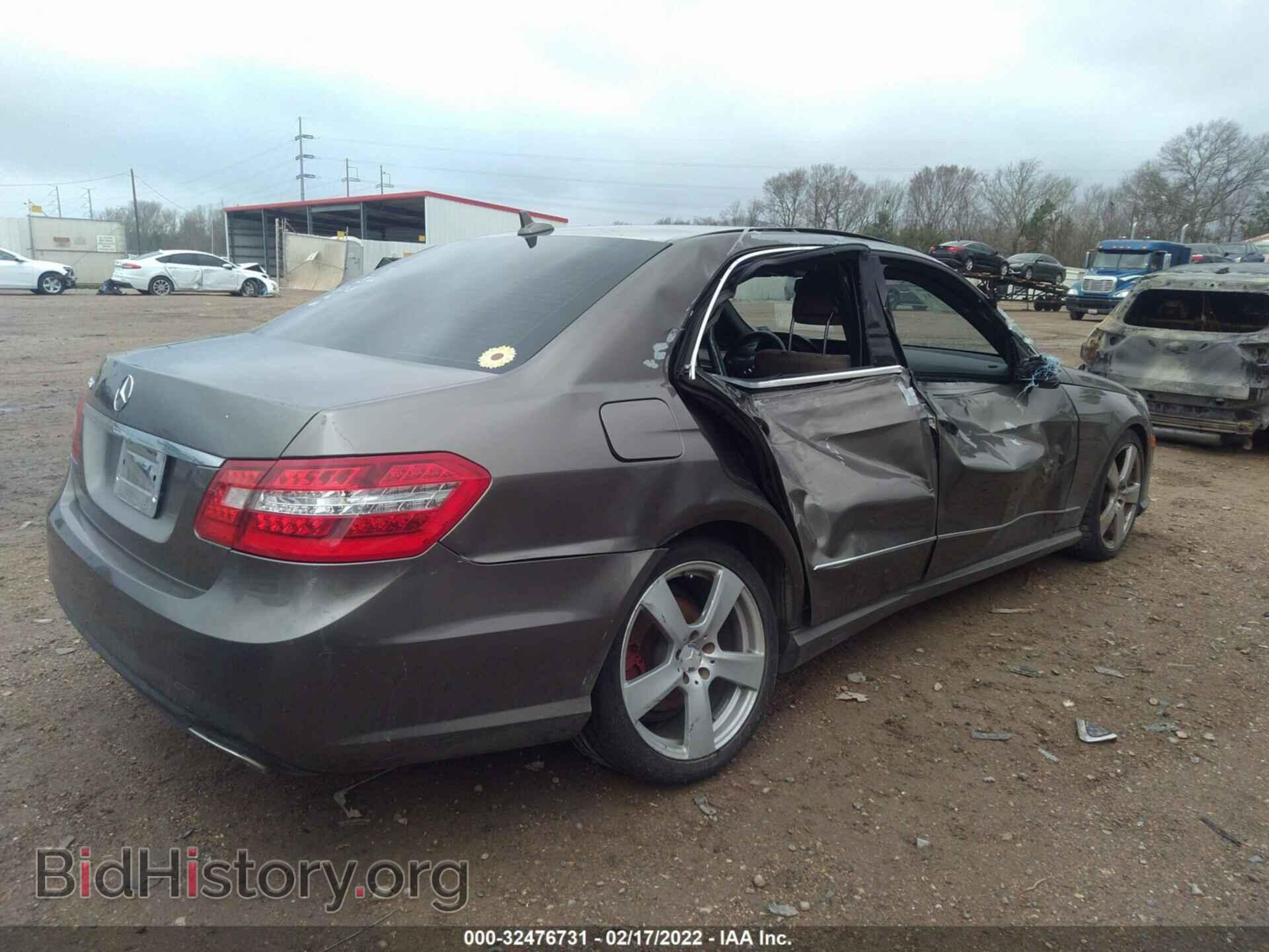 2011 MERCEDES-BENZ E-CLASS - VIN: WDDHF5GB7BA410044 - Фото 4