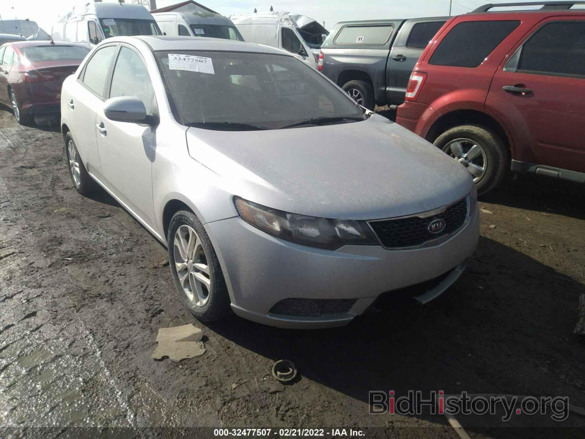 Photo KNAFU4A2XB5385902 - KIA FORTE 2011