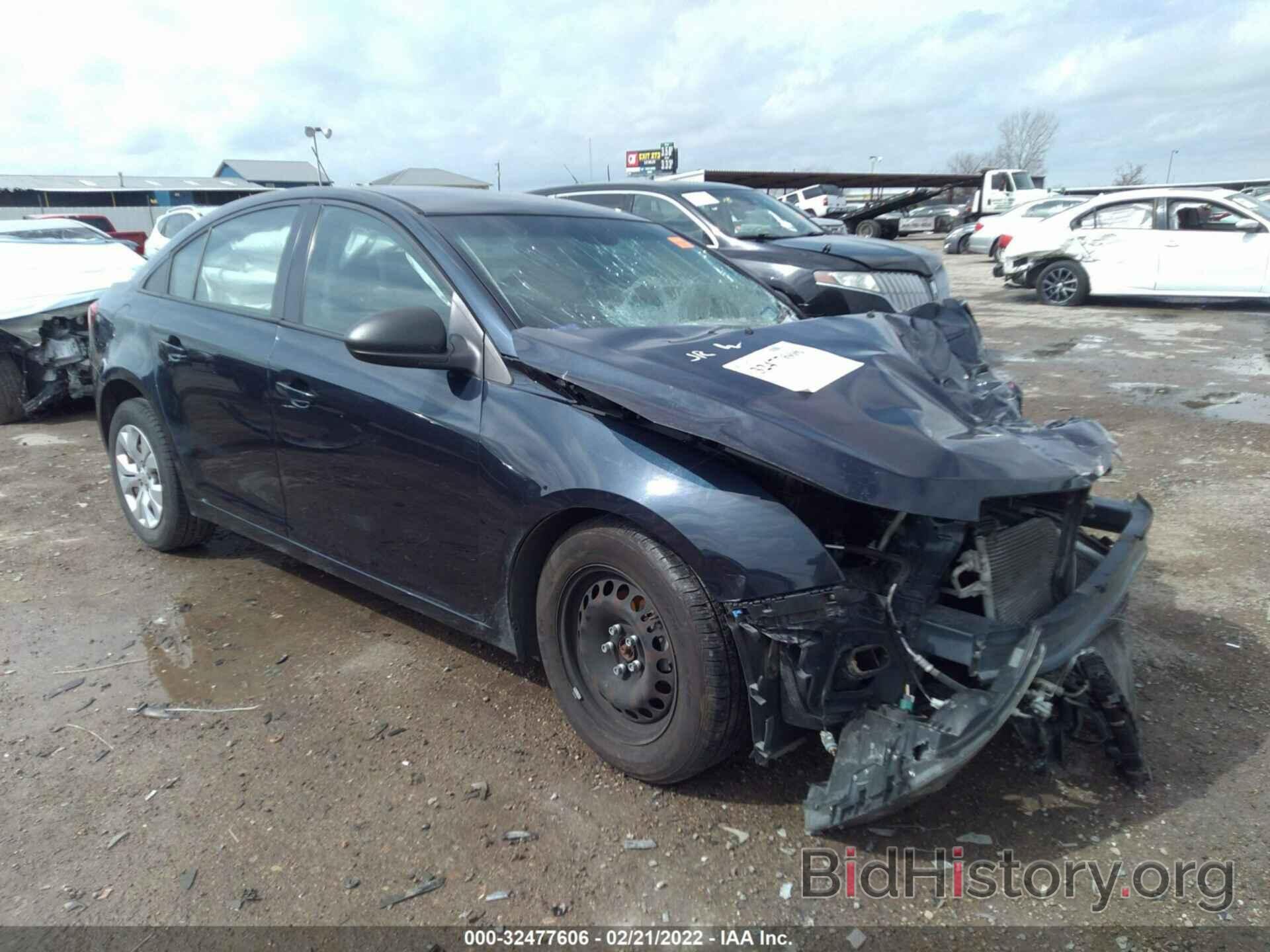 Photo 1G1PA5SHXF7294740 - CHEVROLET CRUZE 2015