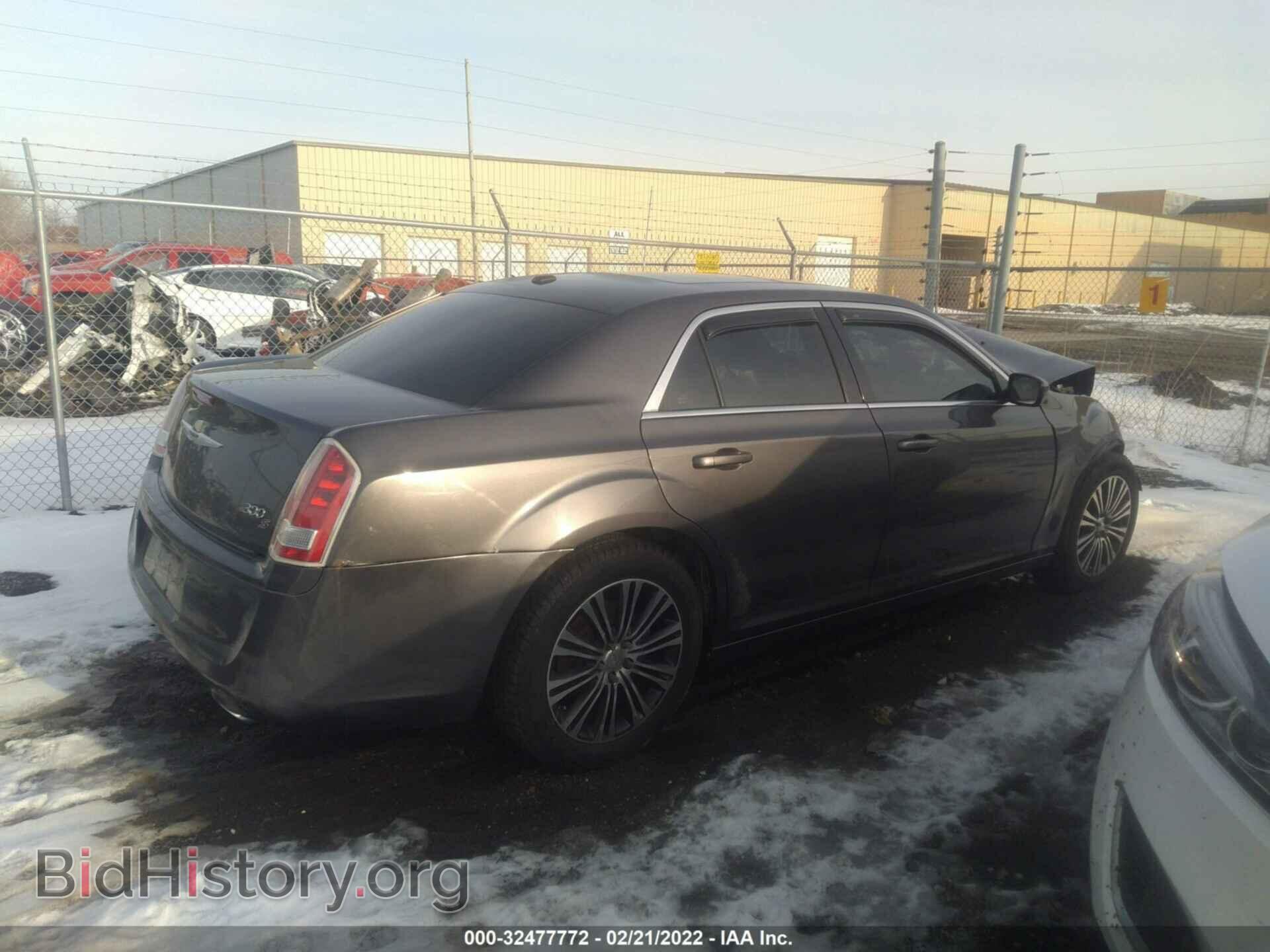 2014 CHRYSLER 300 - VIN: 2C3CCAGG7EH163362 - Фото 4