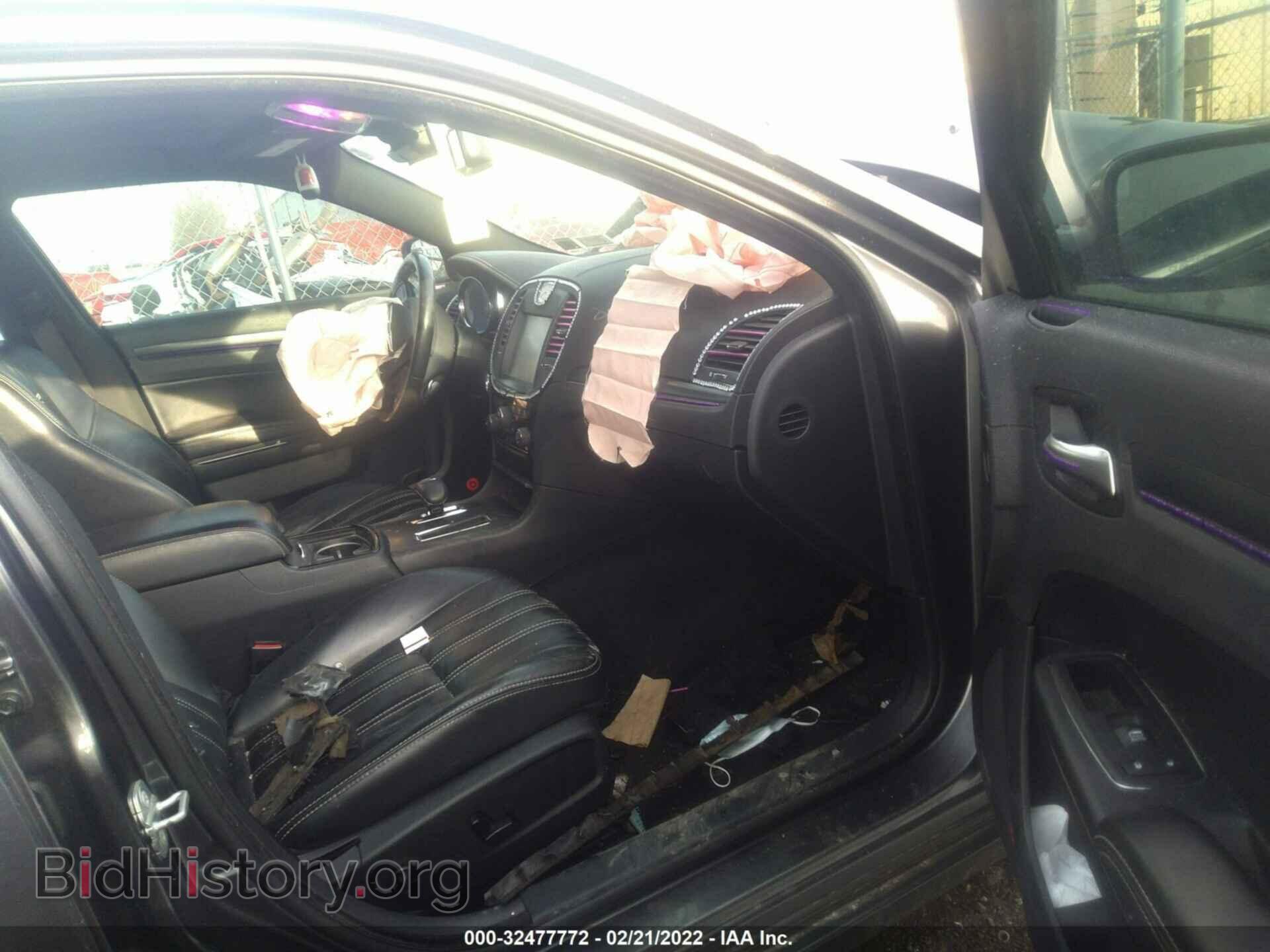 2014 CHRYSLER 300 - VIN: 2C3CCAGG7EH163362 - Фото 5