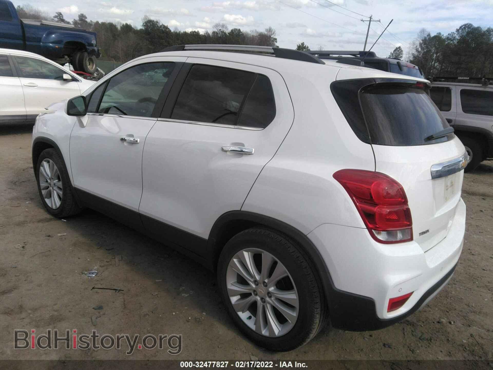 2018 CHEVROLET TRAX - VIN: 3GNCJMSB0JL378220 - Фото 3