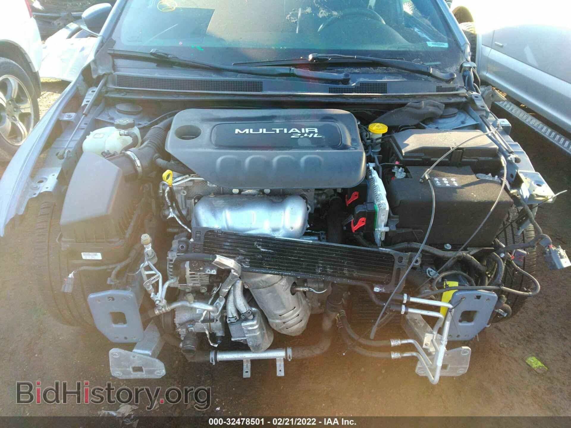 2015 CHRYSLER 200 - VIN: 1C3CCCBB5FN721404 - Фото 10