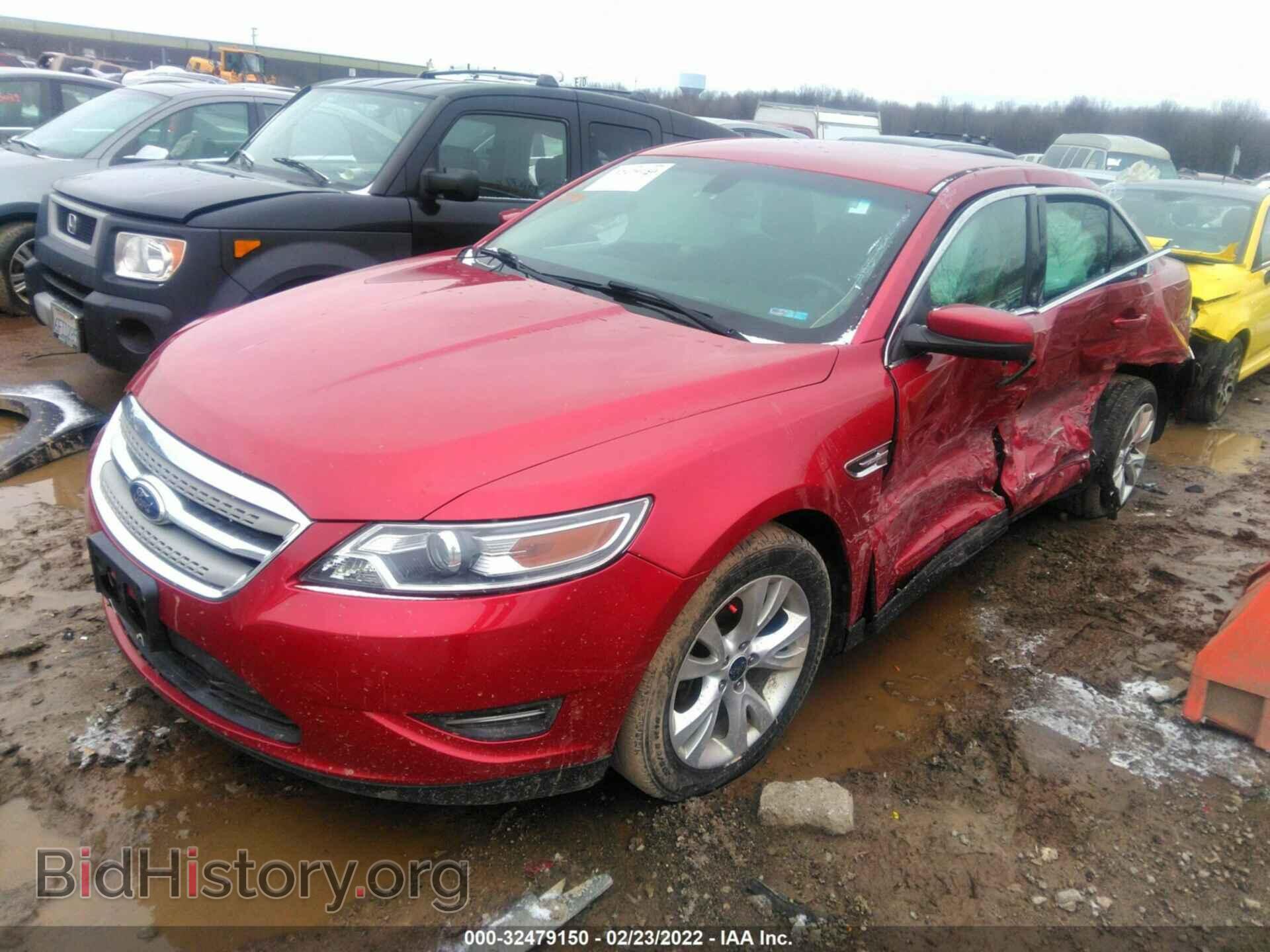 2011 FORD TAURUS - VIN: 1FAHP2EW8BG101732 - Photo 2